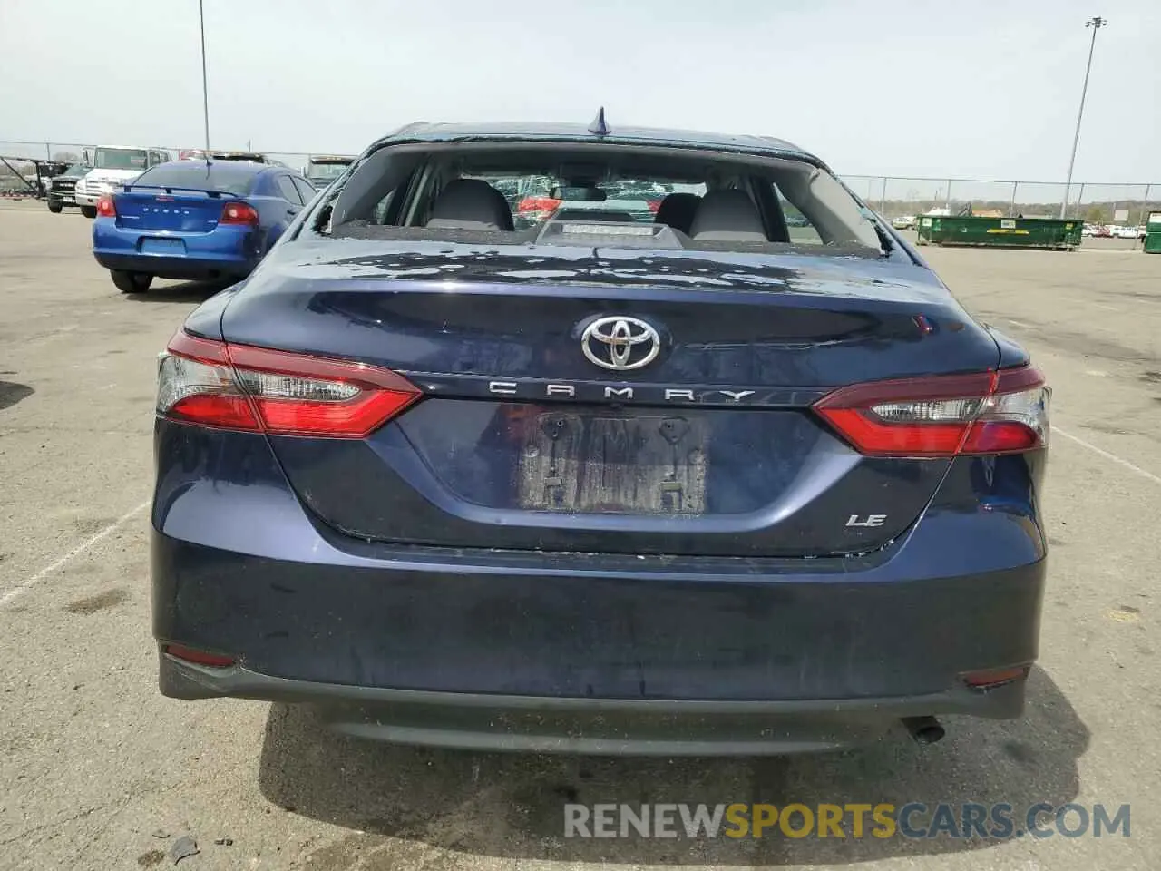 6 Photograph of a damaged car 4T1C11AK6NU674178 TOYOTA CAMRY 2022