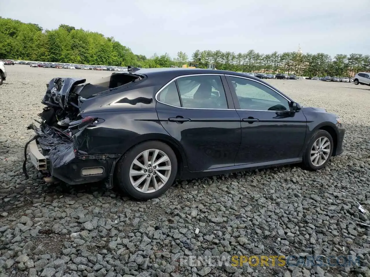 3 Photograph of a damaged car 4T1C11AK6NU676982 TOYOTA CAMRY 2022