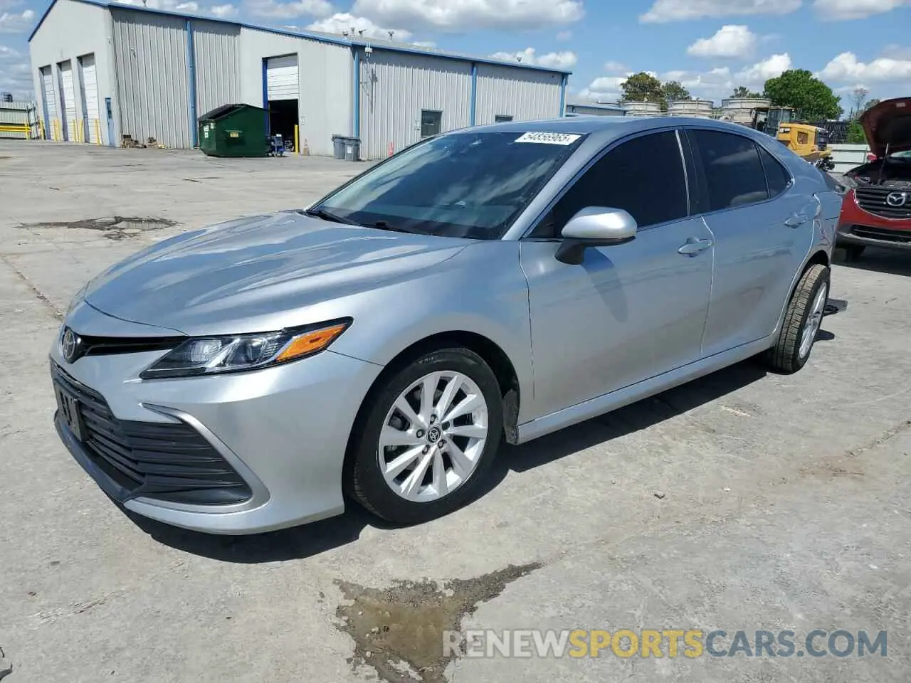 1 Photograph of a damaged car 4T1C11AK6NU692633 TOYOTA CAMRY 2022