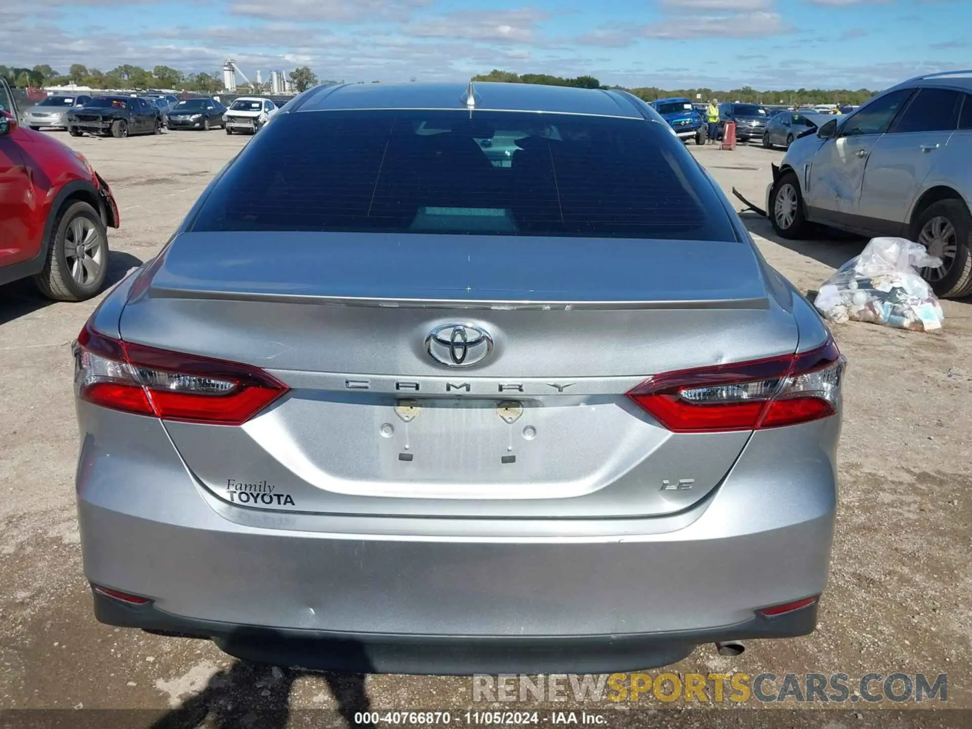 16 Photograph of a damaged car 4T1C11AK6NU696181 TOYOTA CAMRY 2022