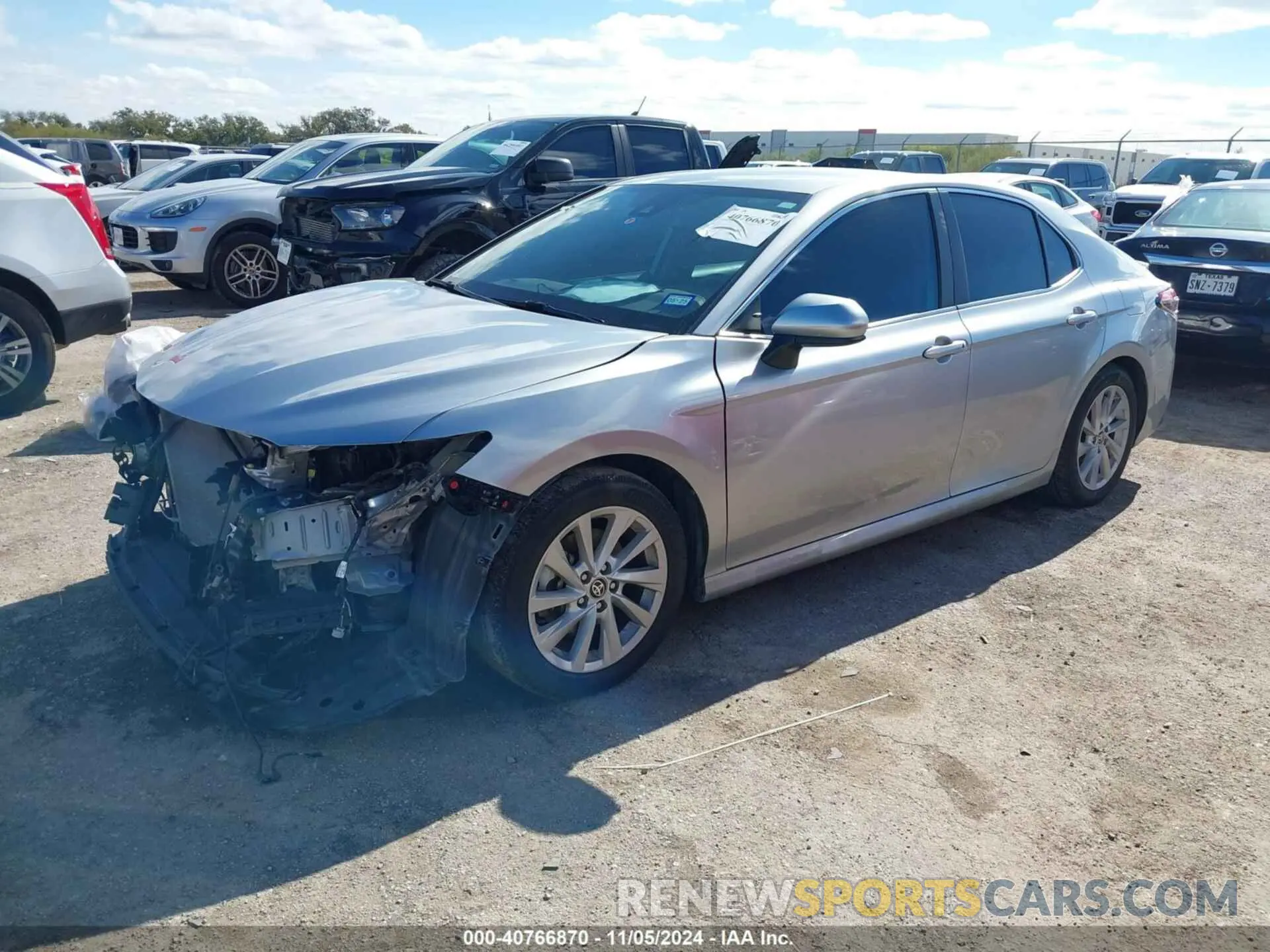 2 Photograph of a damaged car 4T1C11AK6NU696181 TOYOTA CAMRY 2022