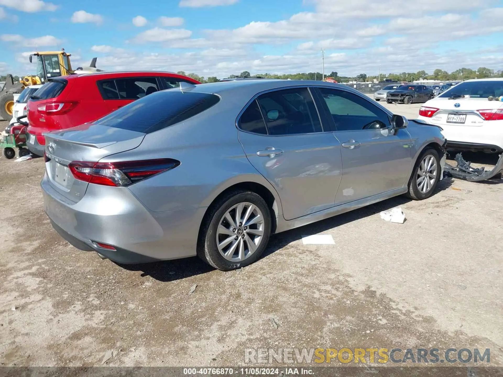 4 Photograph of a damaged car 4T1C11AK6NU696181 TOYOTA CAMRY 2022