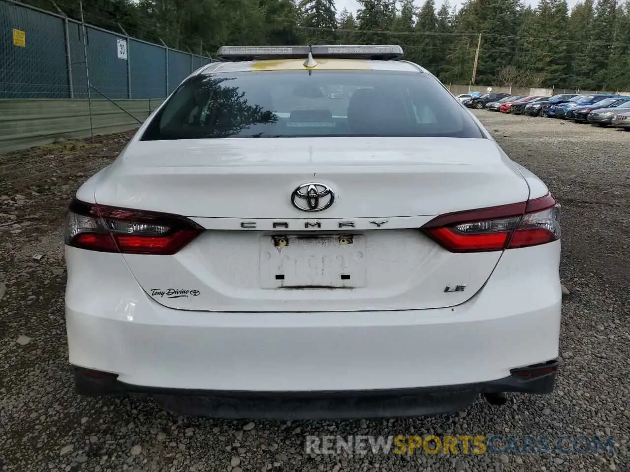 6 Photograph of a damaged car 4T1C11AK7NU019401 TOYOTA CAMRY 2022
