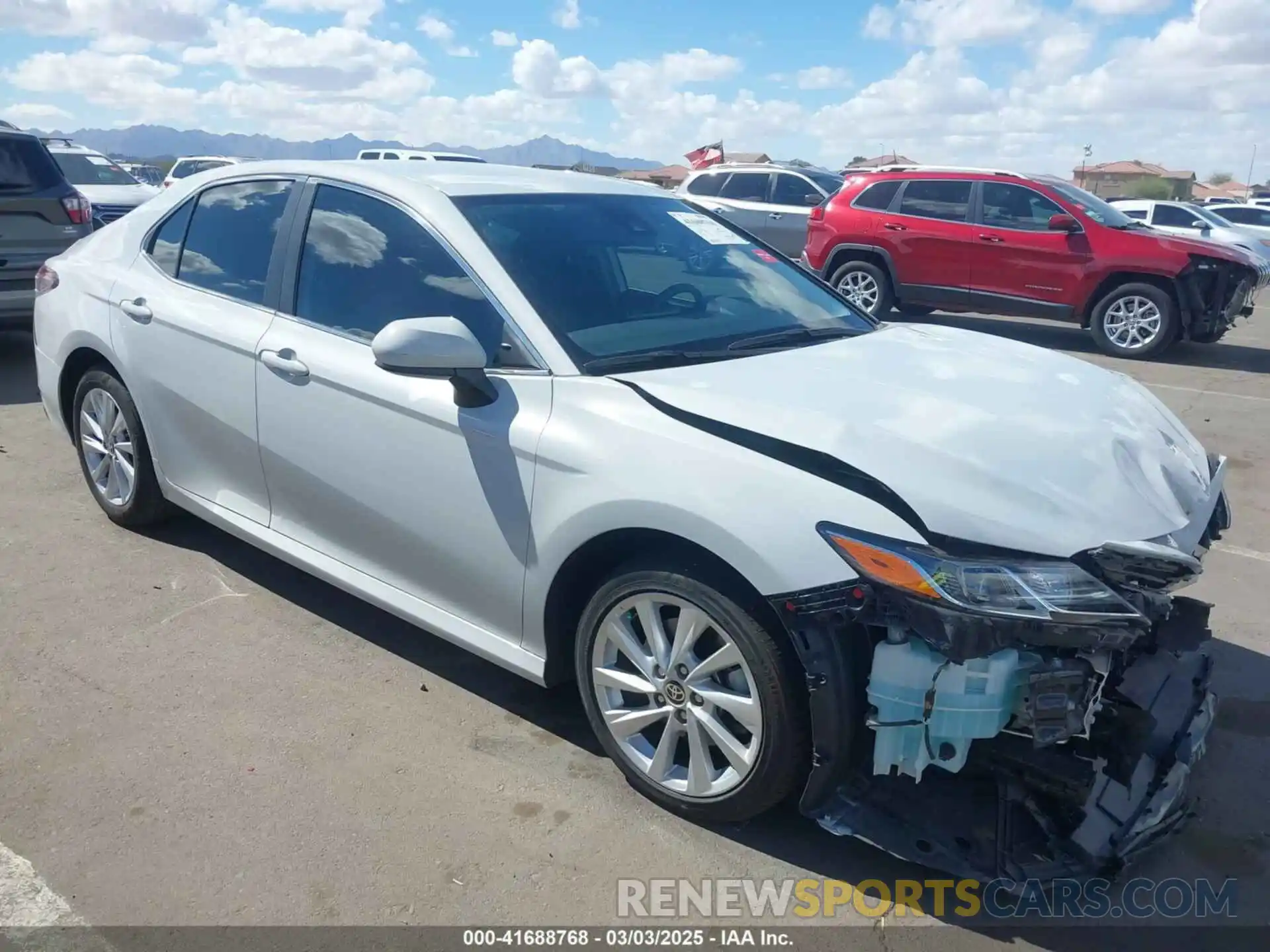 1 Photograph of a damaged car 4T1C11AK7NU020936 TOYOTA CAMRY 2022