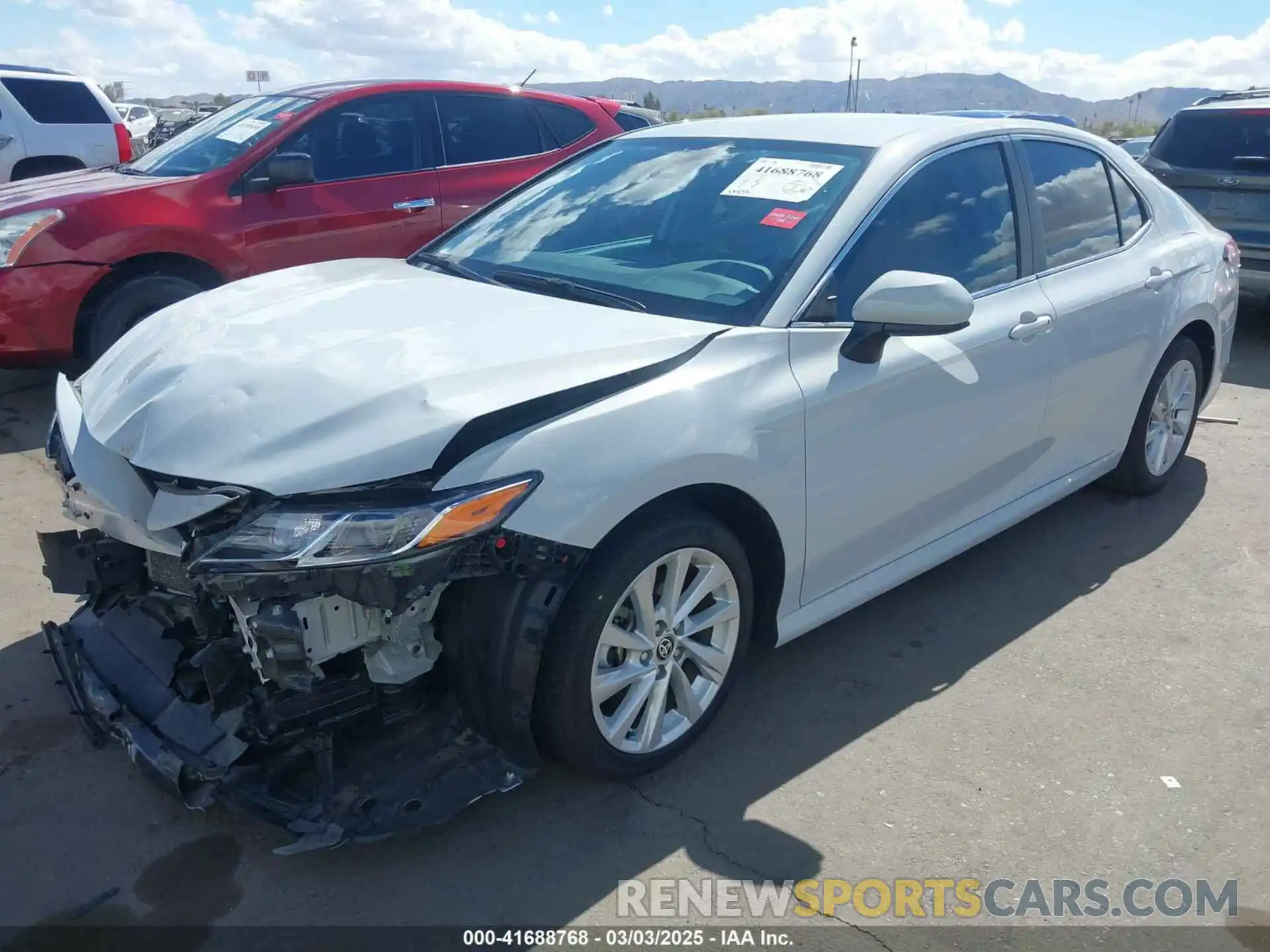 2 Photograph of a damaged car 4T1C11AK7NU020936 TOYOTA CAMRY 2022