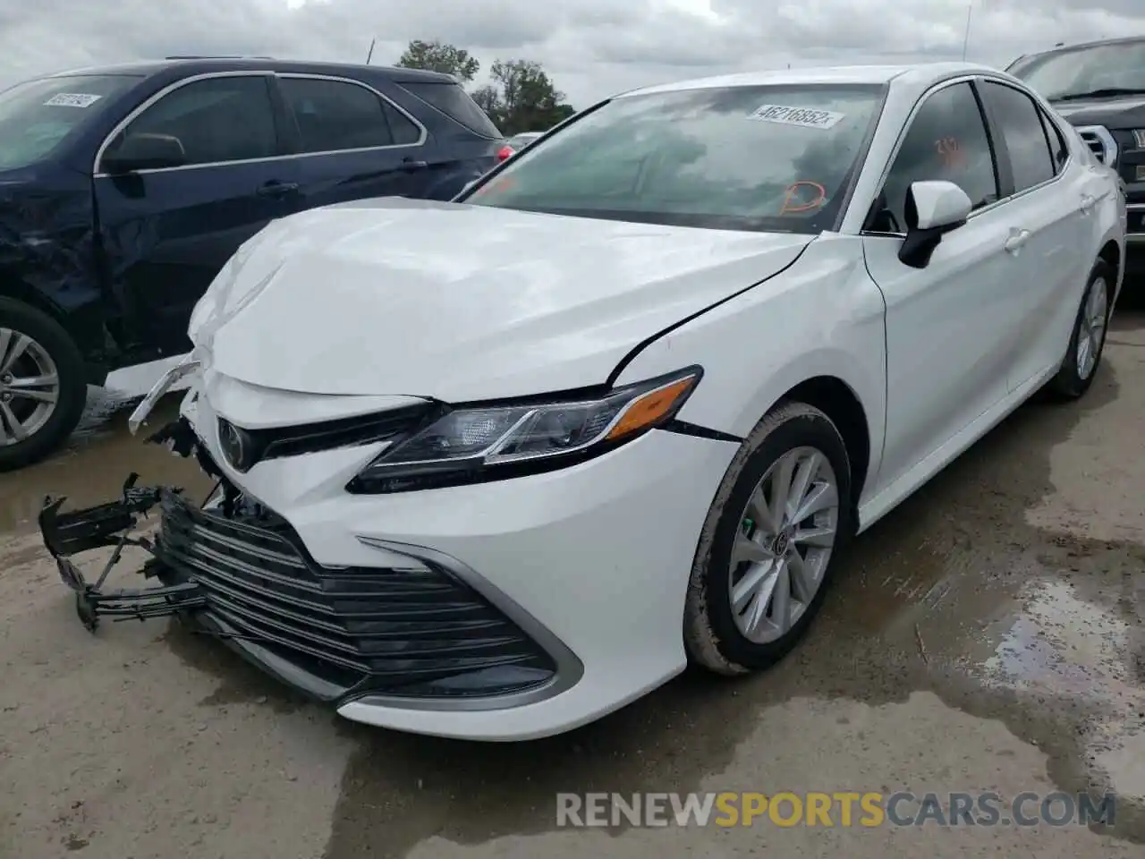 2 Photograph of a damaged car 4T1C11AK7NU035615 TOYOTA CAMRY 2022