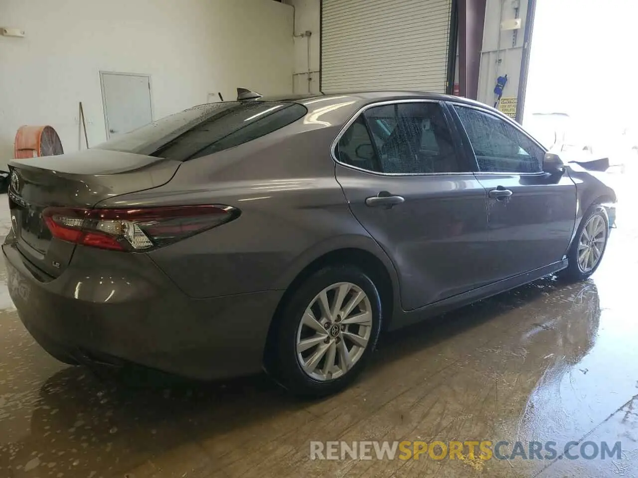 3 Photograph of a damaged car 4T1C11AK7NU055282 TOYOTA CAMRY 2022