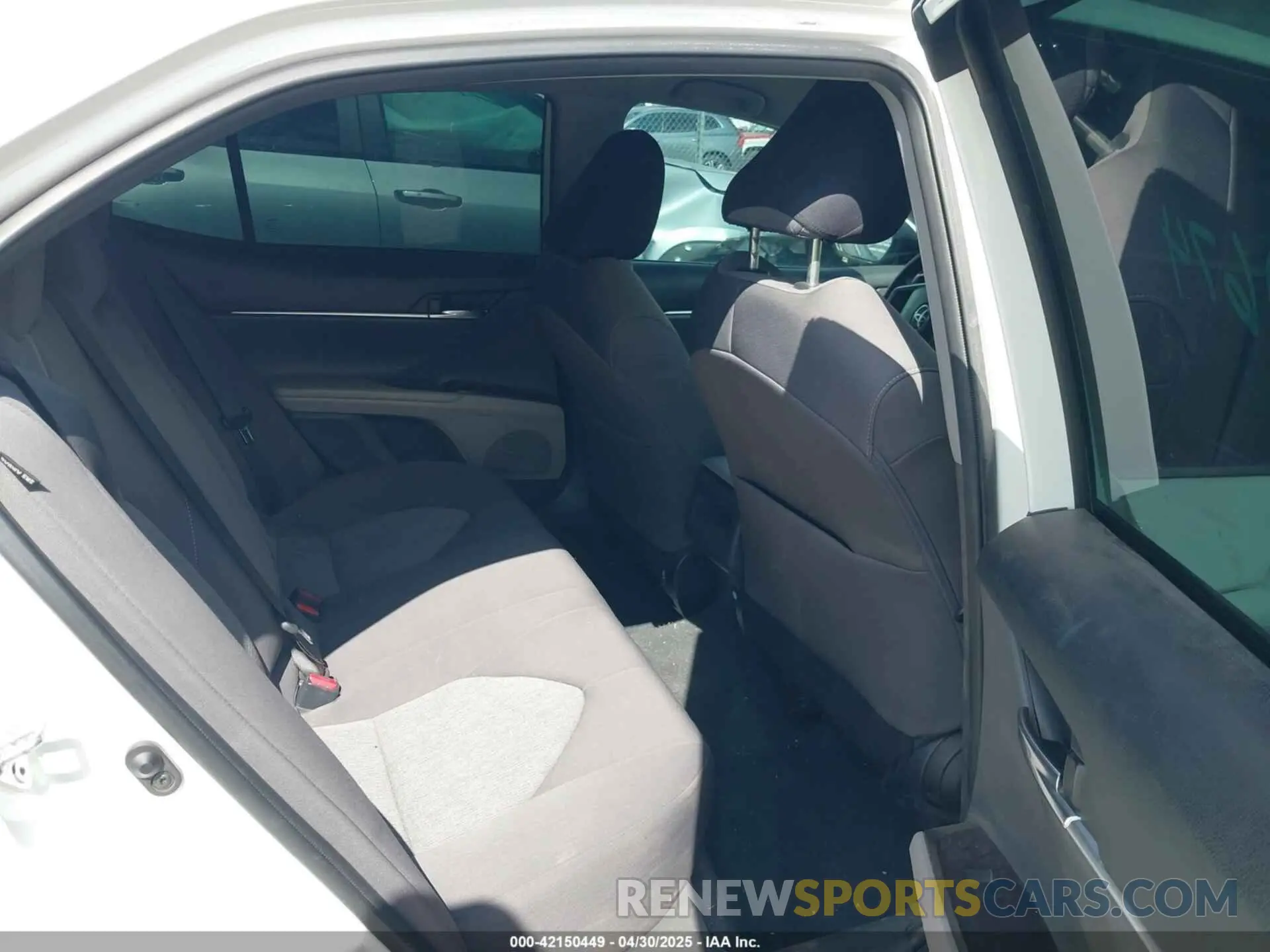 8 Photograph of a damaged car 4T1C11AK7NU055797 TOYOTA CAMRY 2022