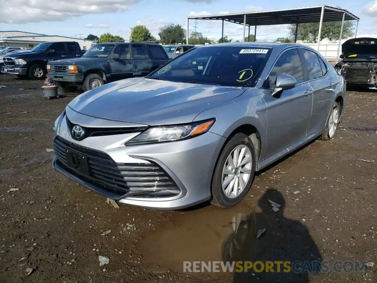 2 Photograph of a damaged car 4T1C11AK7NU631758 TOYOTA CAMRY 2022