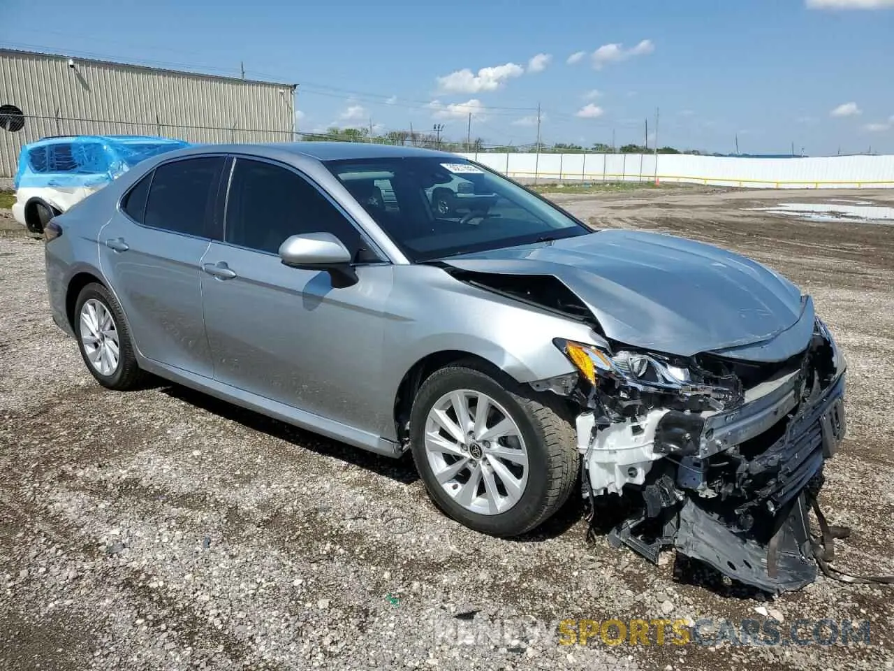 4 Photograph of a damaged car 4T1C11AK7NU641223 TOYOTA CAMRY 2022