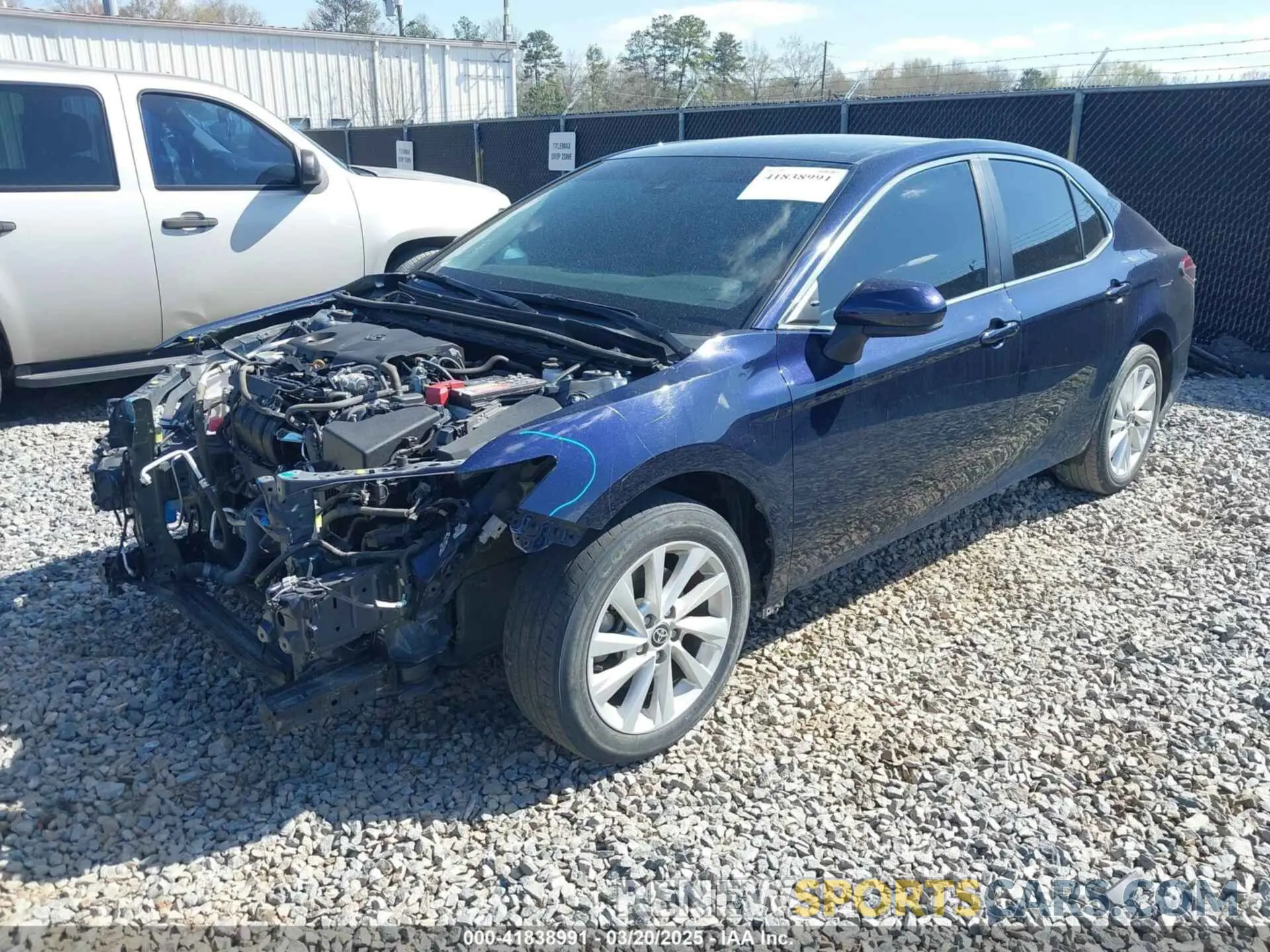 2 Photograph of a damaged car 4T1C11AK7NU642811 TOYOTA CAMRY 2022
