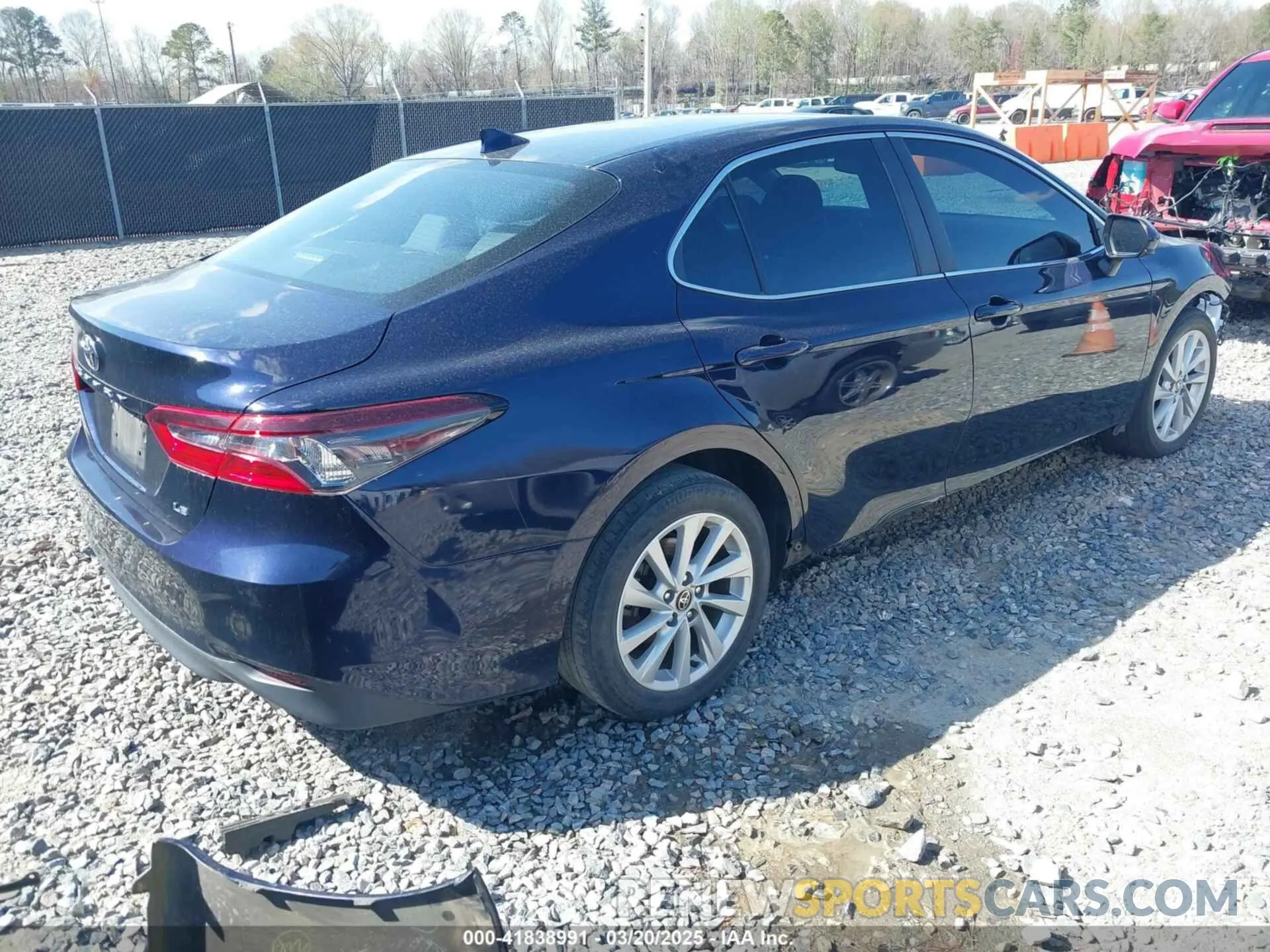 4 Photograph of a damaged car 4T1C11AK7NU642811 TOYOTA CAMRY 2022