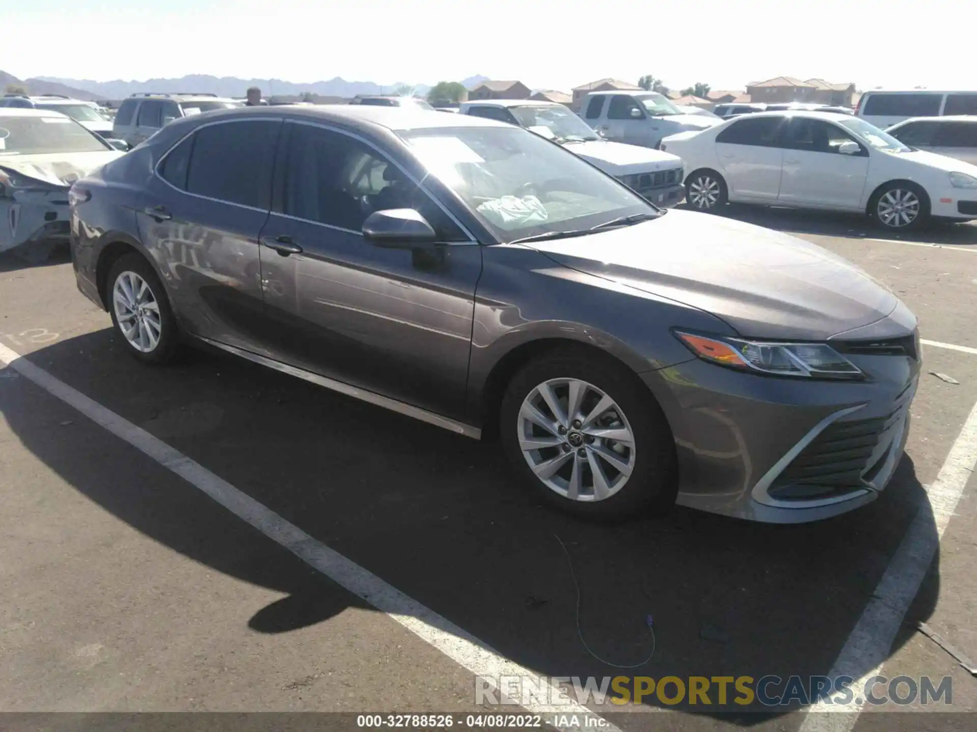 1 Photograph of a damaged car 4T1C11AK7NU648530 TOYOTA CAMRY 2022