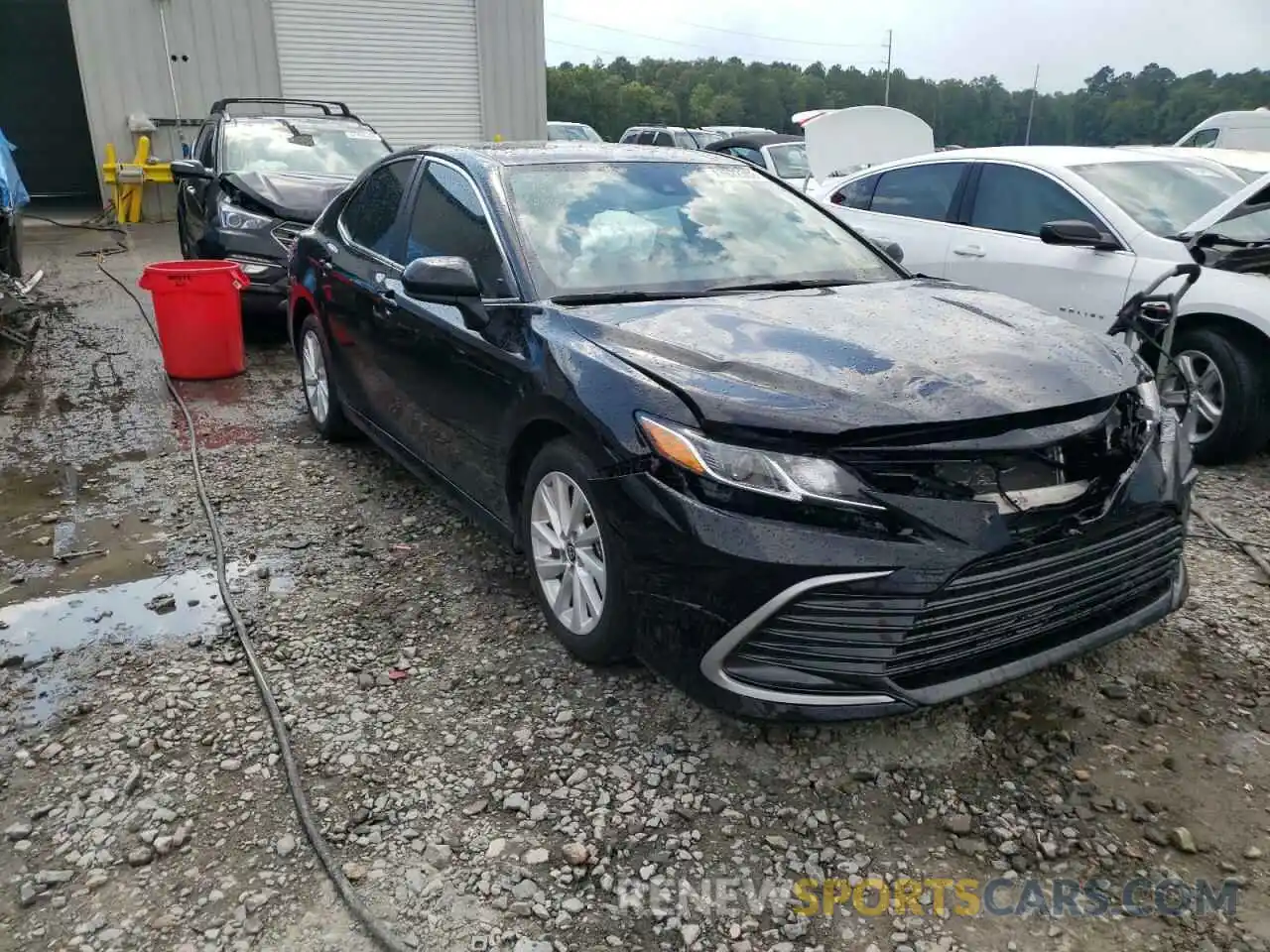 1 Photograph of a damaged car 4T1C11AK7NU651718 TOYOTA CAMRY 2022