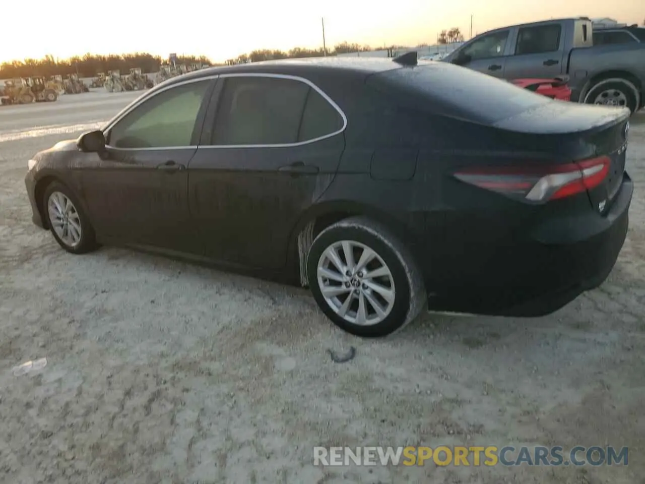 1 Photograph of a damaged car 4T1C11AK7NU656787 TOYOTA CAMRY 2022