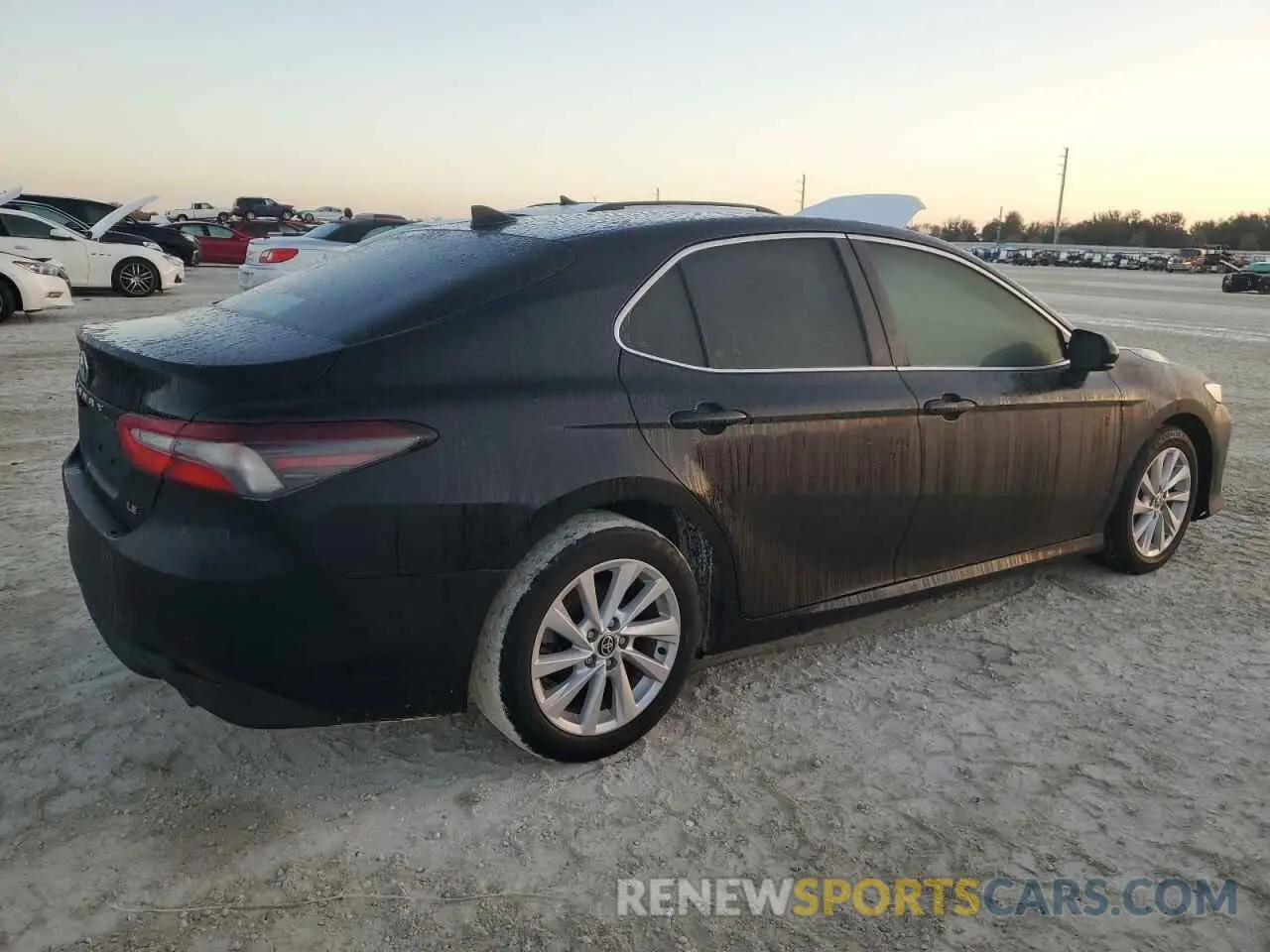 3 Photograph of a damaged car 4T1C11AK7NU656787 TOYOTA CAMRY 2022