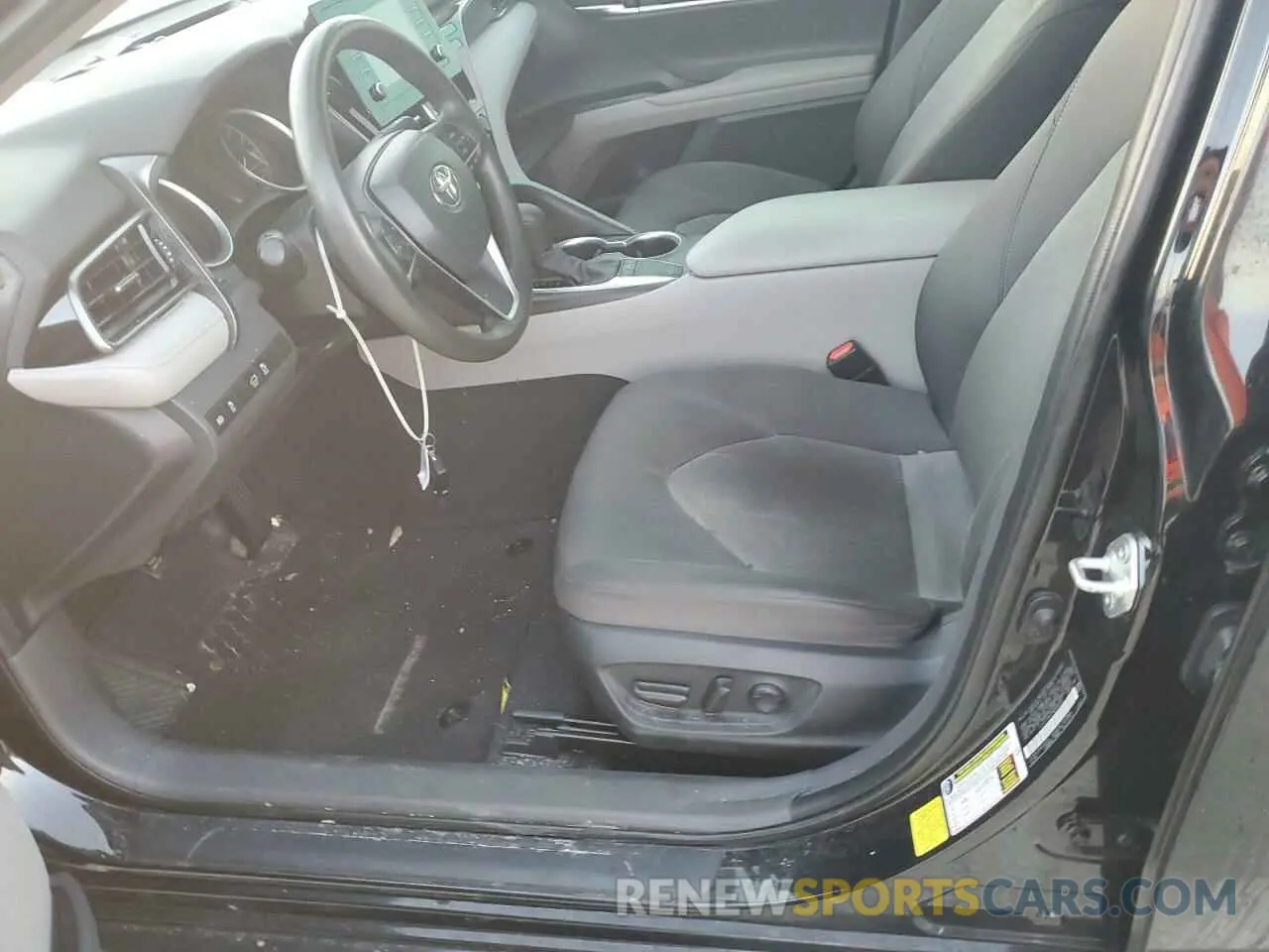 7 Photograph of a damaged car 4T1C11AK7NU656787 TOYOTA CAMRY 2022