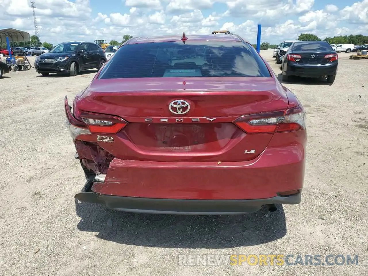 6 Photograph of a damaged car 4T1C11AK7NU661763 TOYOTA CAMRY 2022