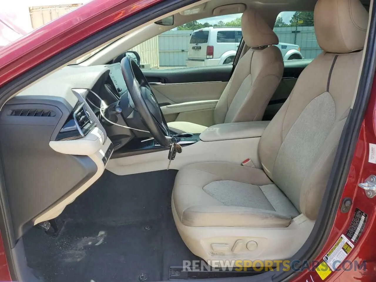 7 Photograph of a damaged car 4T1C11AK7NU661763 TOYOTA CAMRY 2022