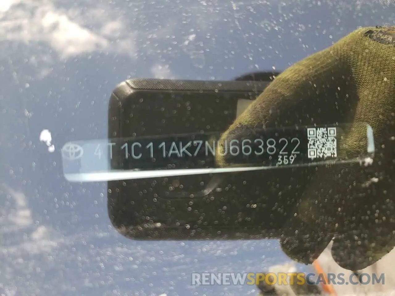 13 Photograph of a damaged car 4T1C11AK7NU663822 TOYOTA CAMRY 2022