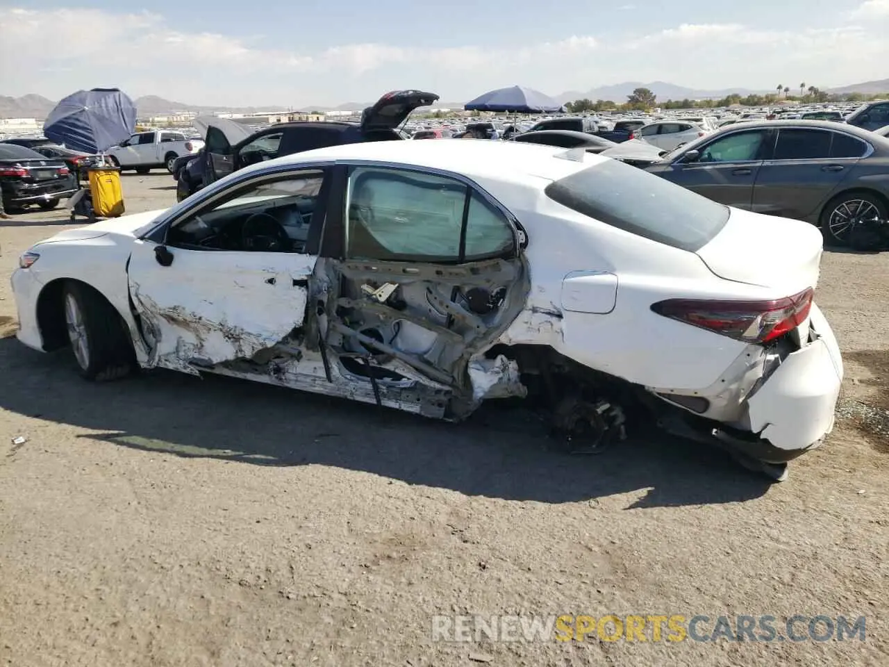 2 Photograph of a damaged car 4T1C11AK7NU663822 TOYOTA CAMRY 2022