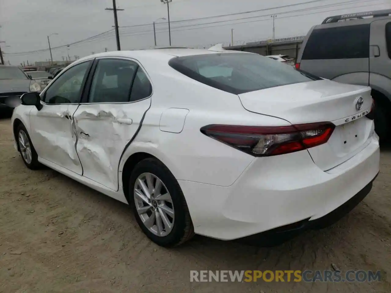 3 Photograph of a damaged car 4T1C11AK7NU673766 TOYOTA CAMRY 2022