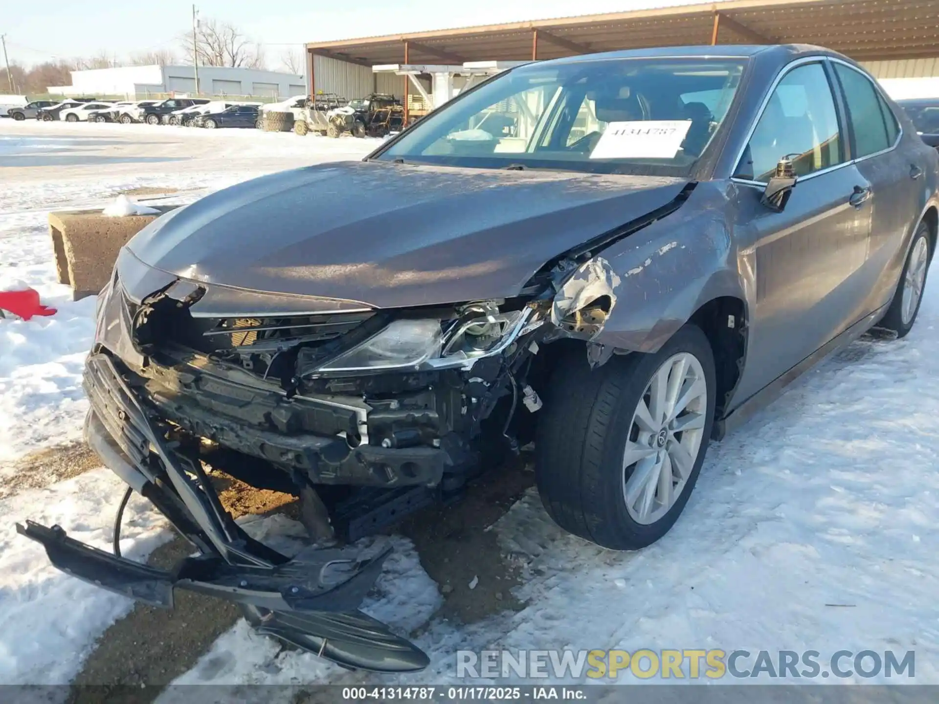 6 Photograph of a damaged car 4T1C11AK7NU674495 TOYOTA CAMRY 2022