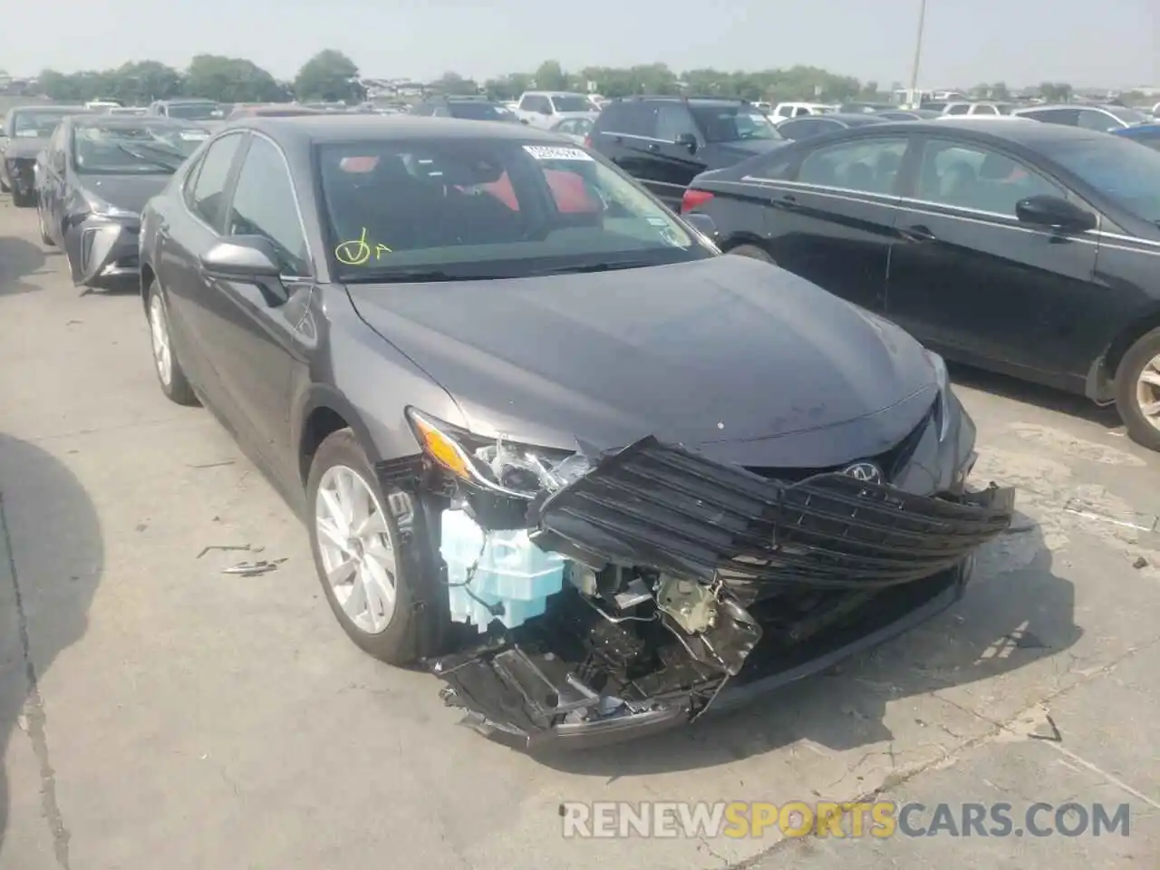 1 Photograph of a damaged car 4T1C11AK7NU681205 TOYOTA CAMRY 2022