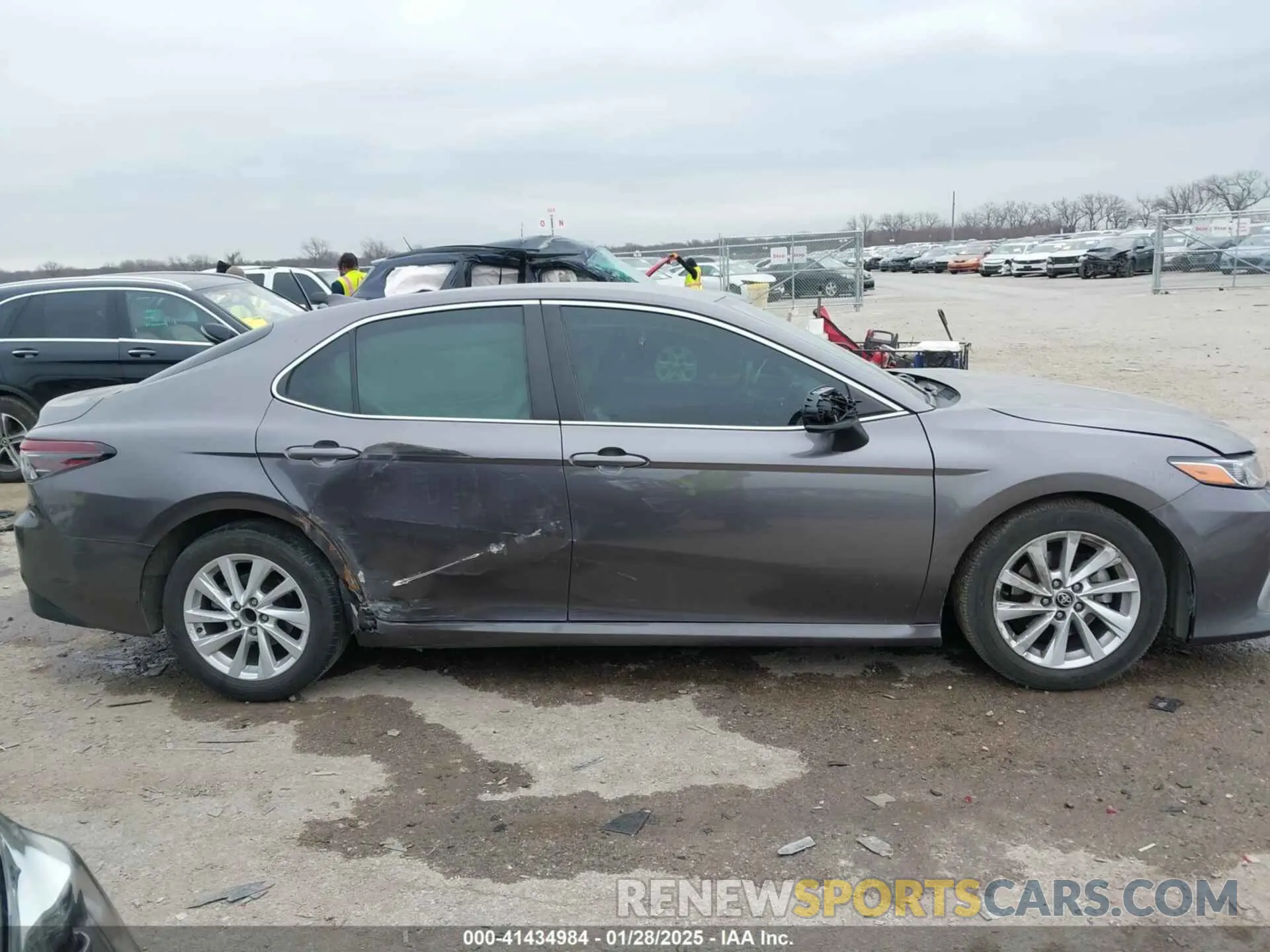 13 Photograph of a damaged car 4T1C11AK8NU055100 TOYOTA CAMRY 2022