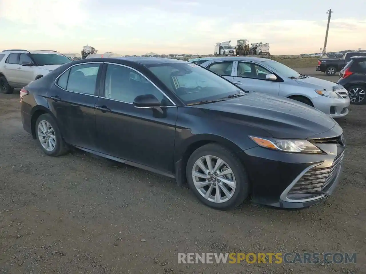 4 Photograph of a damaged car 4T1C11AK8NU055954 TOYOTA CAMRY 2022