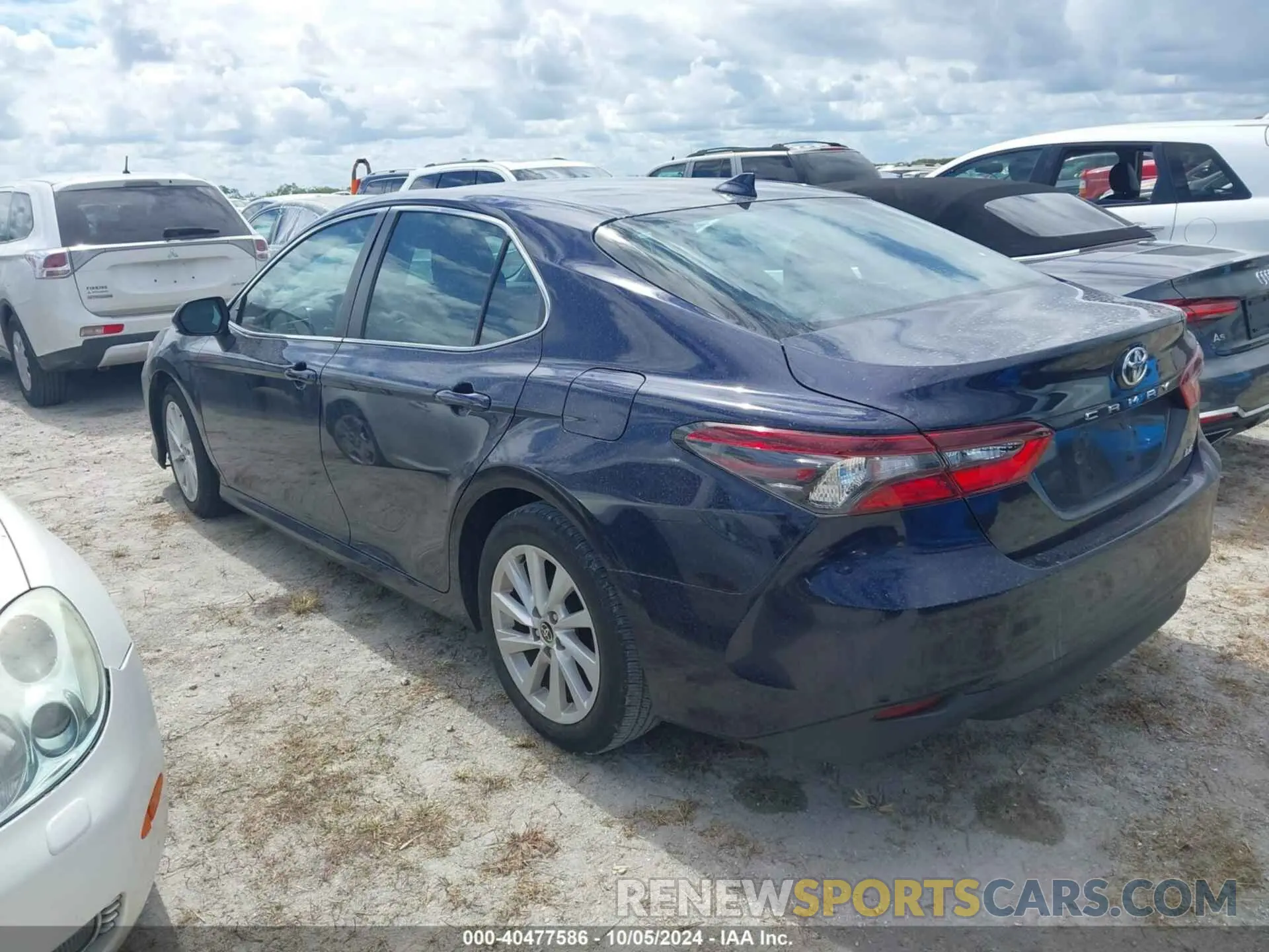 3 Photograph of a damaged car 4T1C11AK8NU632109 TOYOTA CAMRY 2022