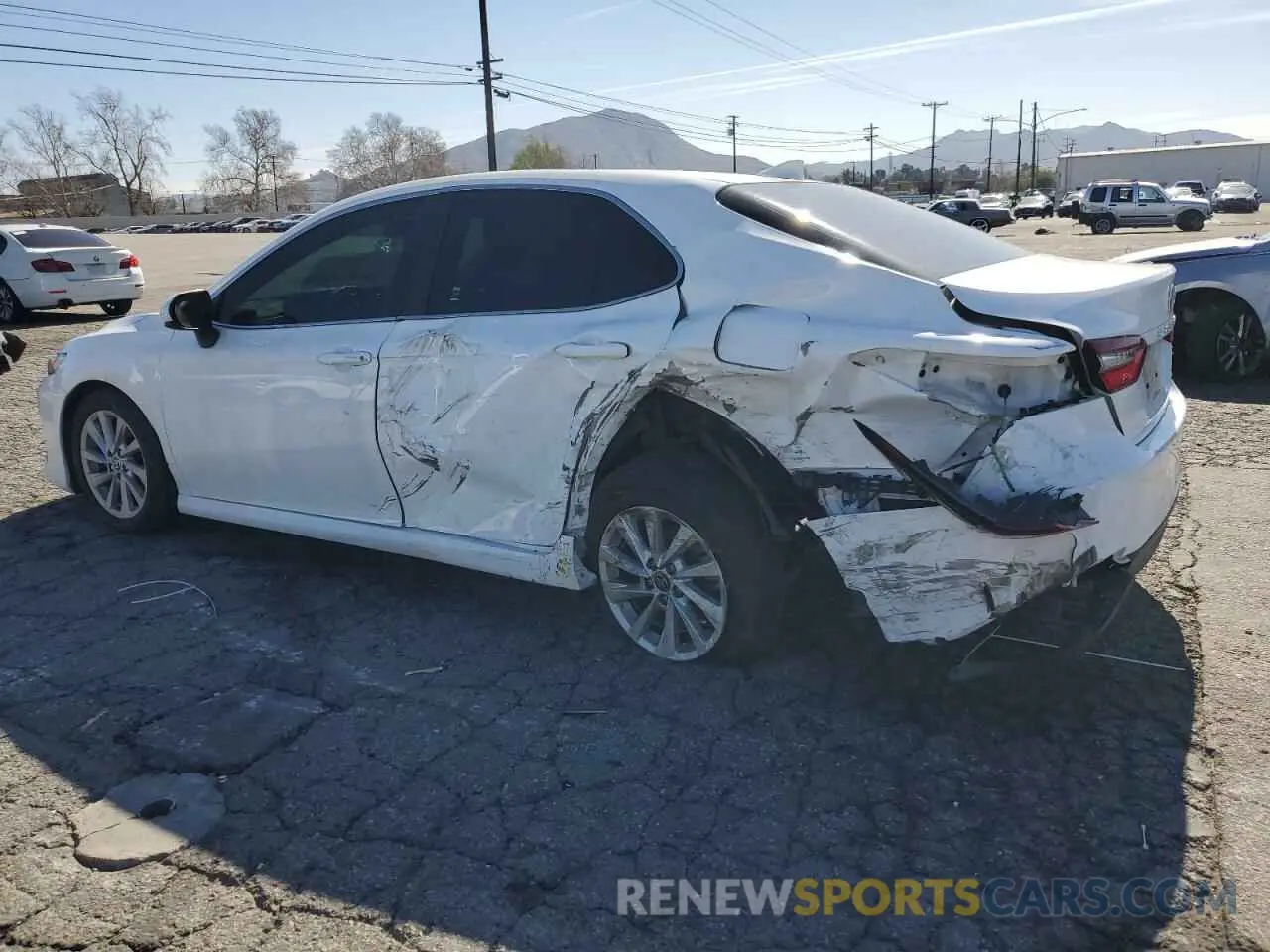 2 Photograph of a damaged car 4T1C11AK8NU634037 TOYOTA CAMRY 2022
