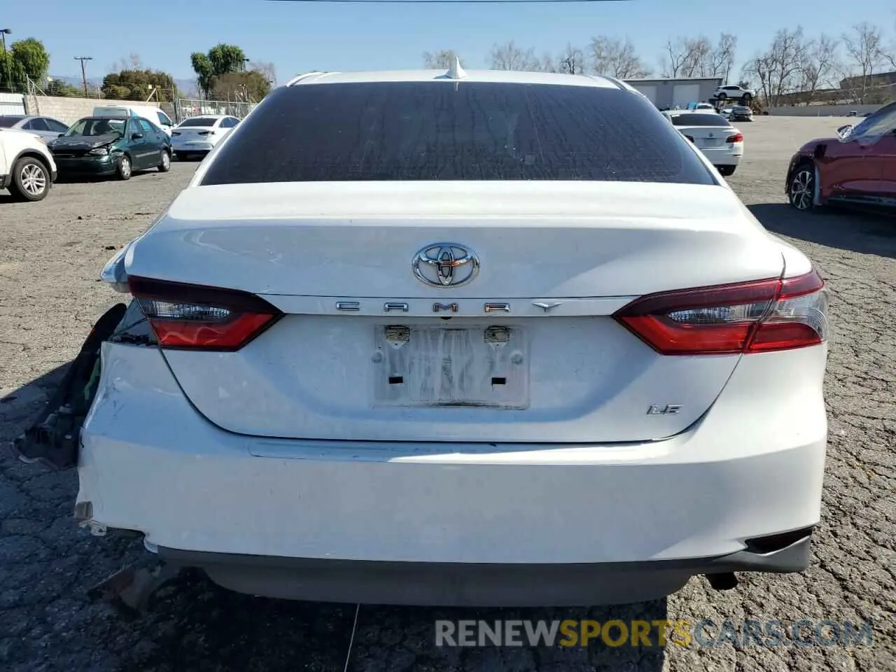 6 Photograph of a damaged car 4T1C11AK8NU634037 TOYOTA CAMRY 2022