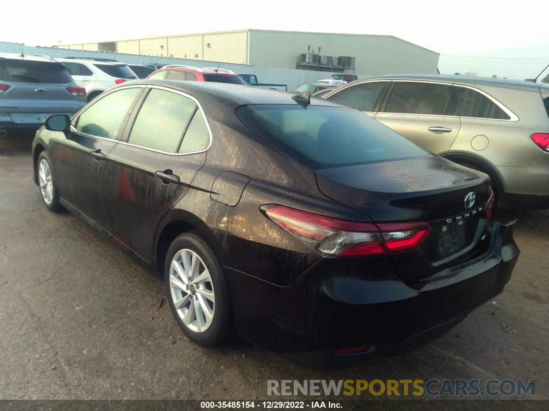 3 Photograph of a damaged car 4T1C11AK8NU639853 TOYOTA CAMRY 2022