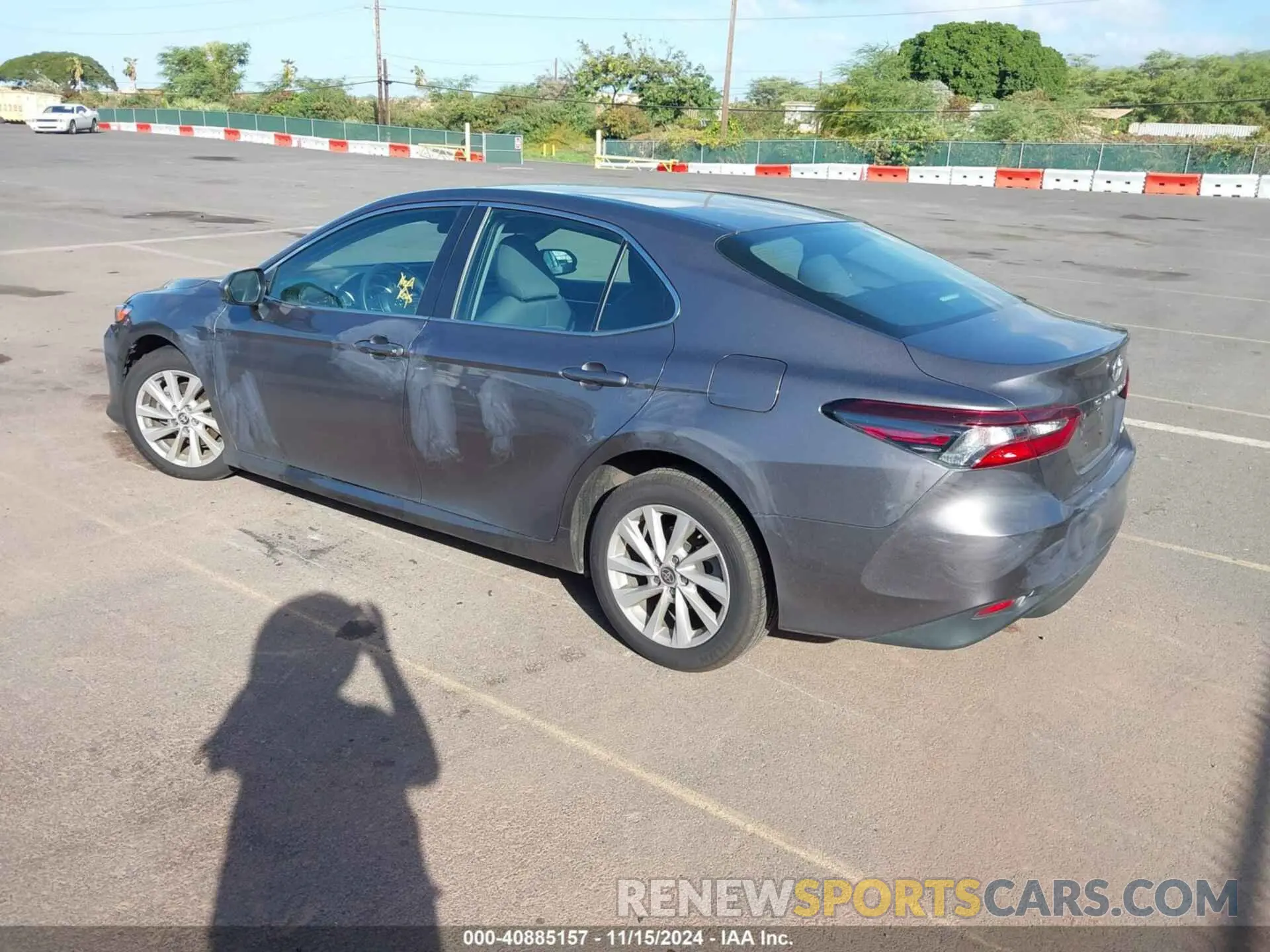 3 Photograph of a damaged car 4T1C11AK8NU640520 TOYOTA CAMRY 2022