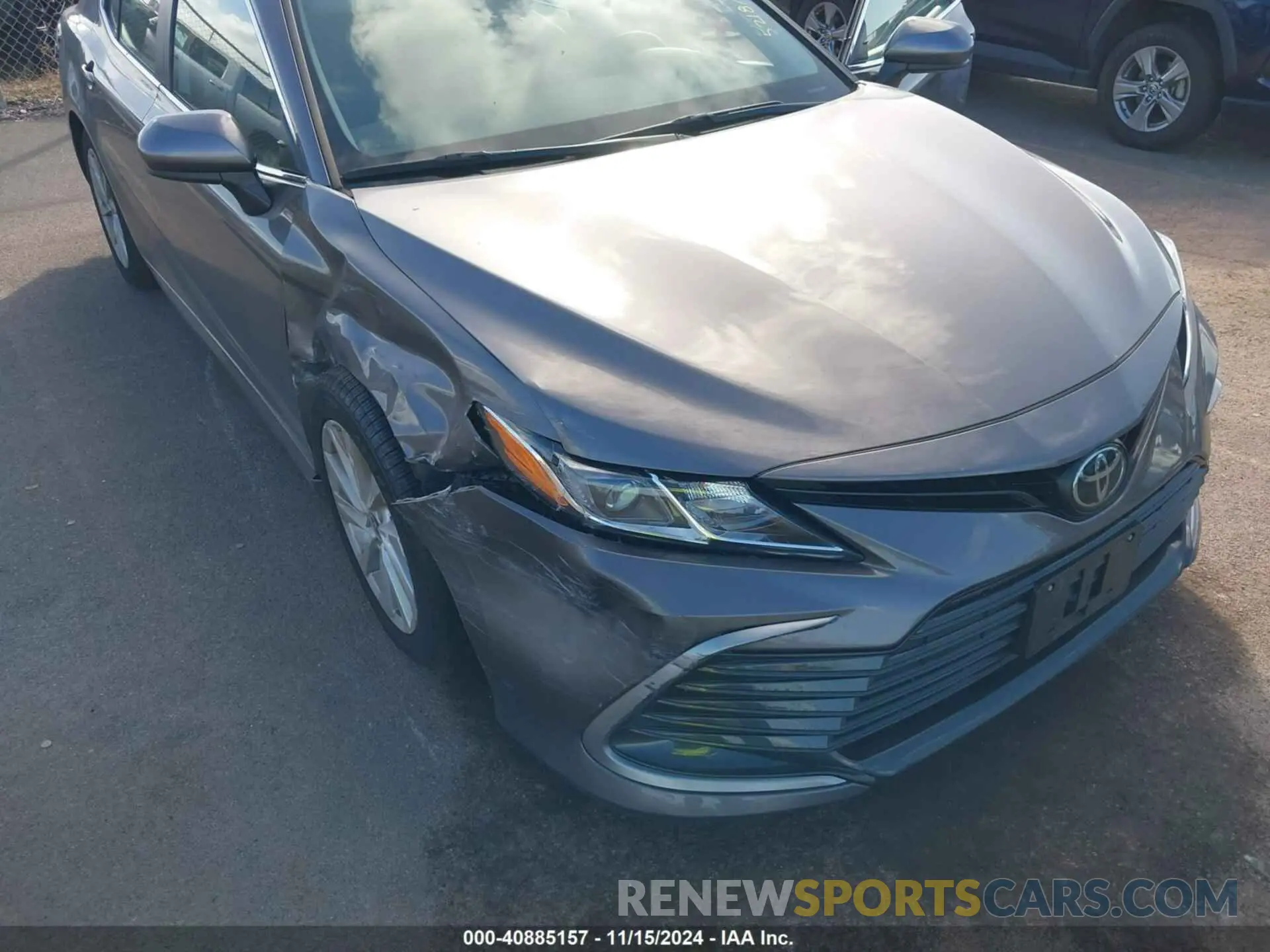 6 Photograph of a damaged car 4T1C11AK8NU640520 TOYOTA CAMRY 2022