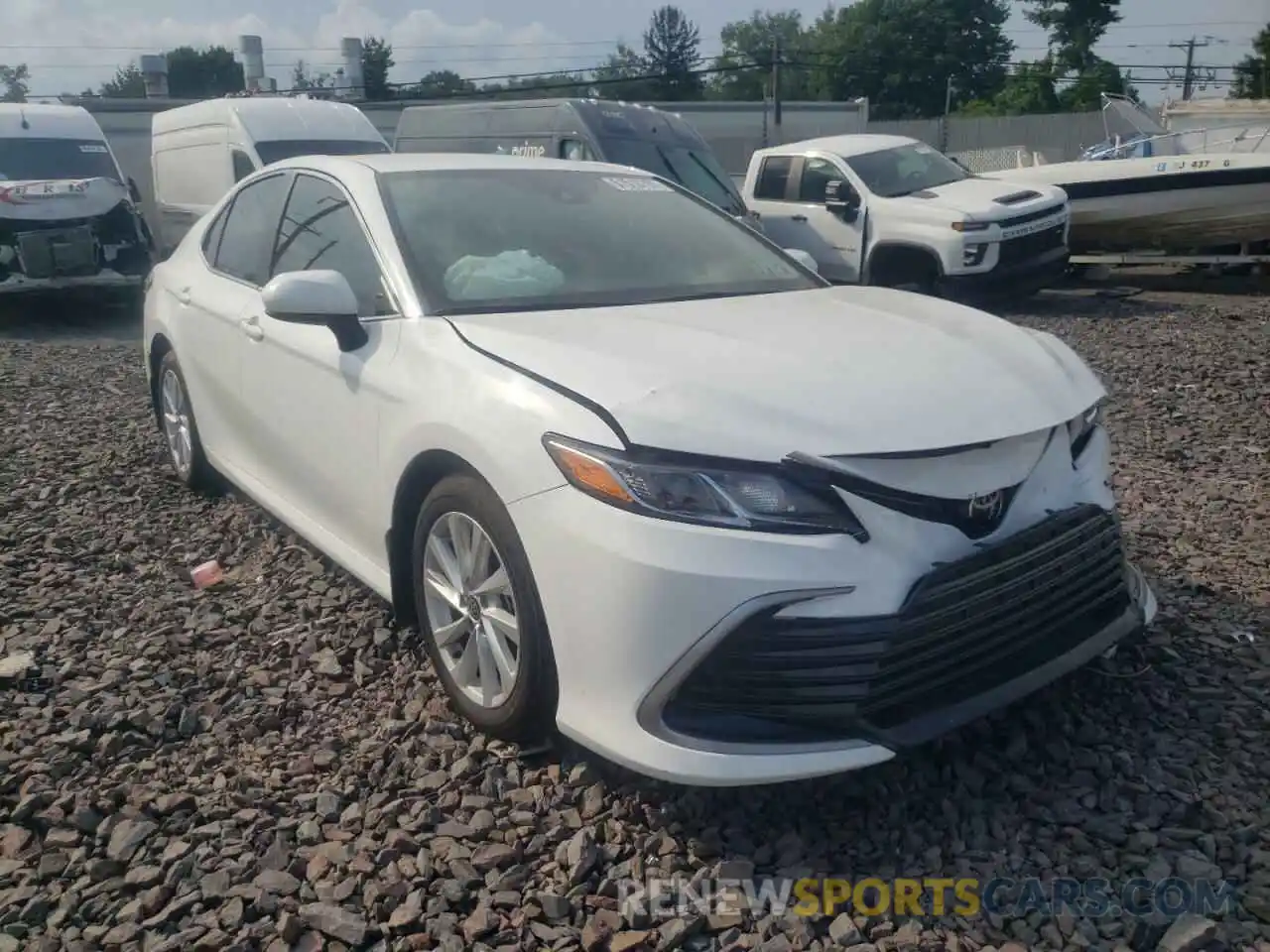 1 Photograph of a damaged car 4T1C11AK8NU640906 TOYOTA CAMRY 2022