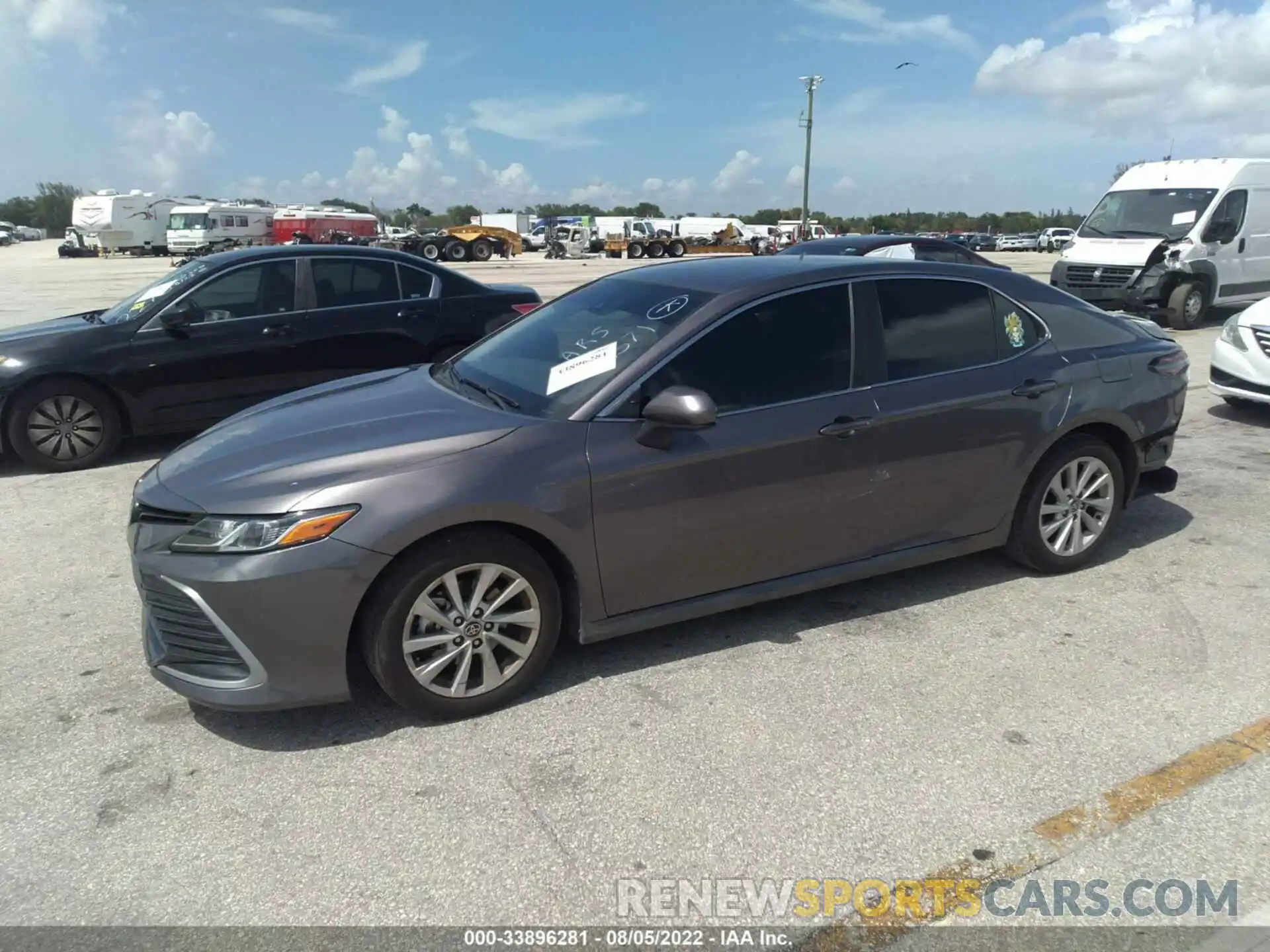 2 Photograph of a damaged car 4T1C11AK8NU641571 TOYOTA CAMRY 2022