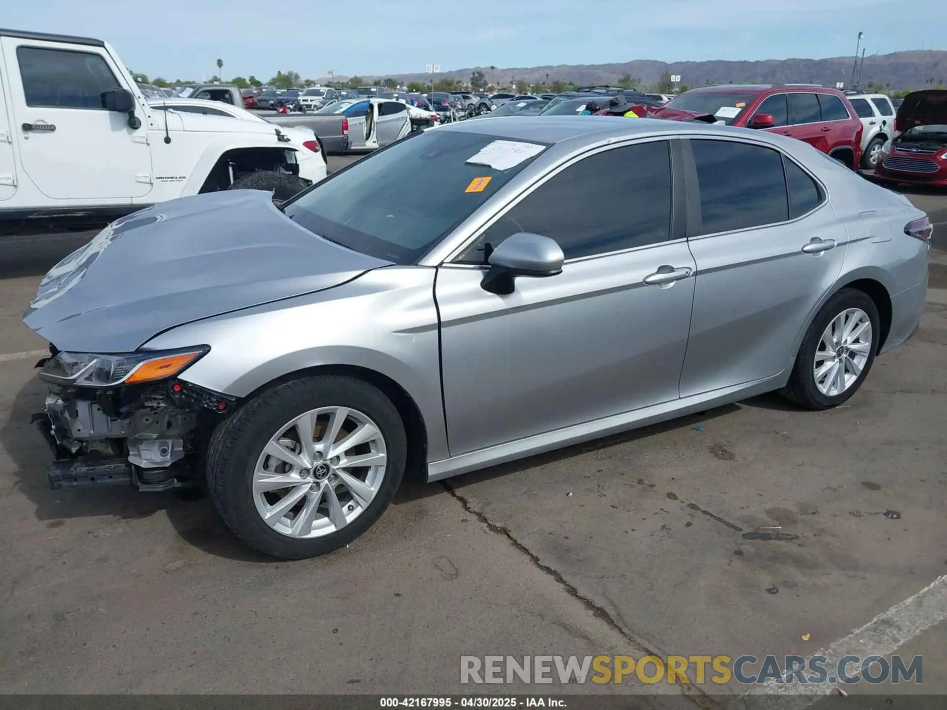 2 Photograph of a damaged car 4T1C11AK8NU649637 TOYOTA CAMRY 2022