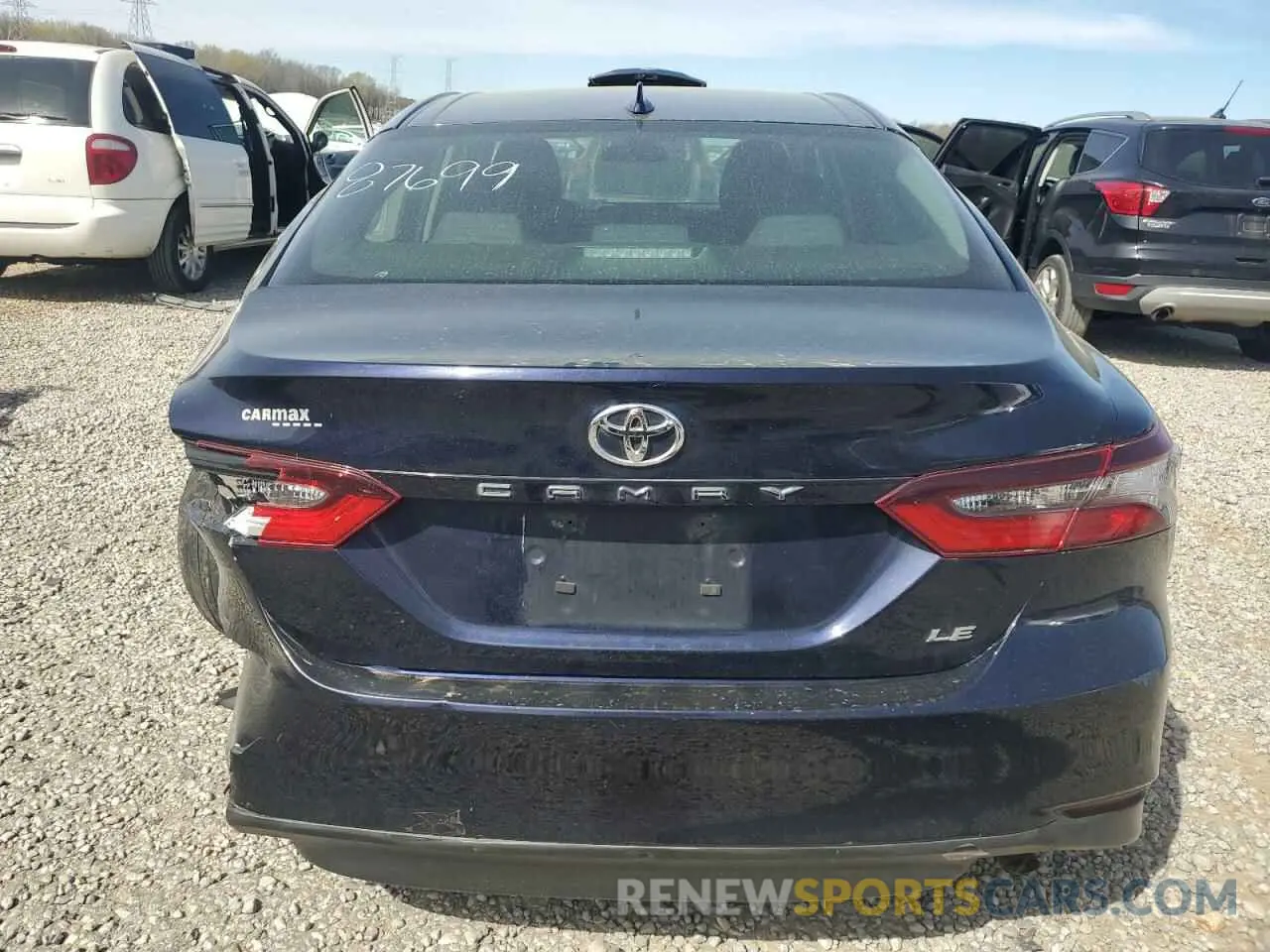 6 Photograph of a damaged car 4T1C11AK8NU661724 TOYOTA CAMRY 2022