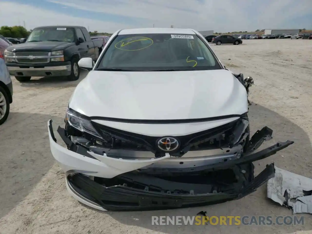 5 Photograph of a damaged car 4T1C11AK8NU665630 TOYOTA CAMRY 2022