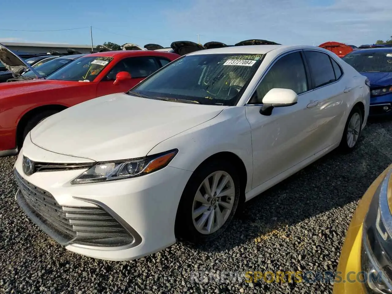 1 Photograph of a damaged car 4T1C11AK8NU669421 TOYOTA CAMRY 2022