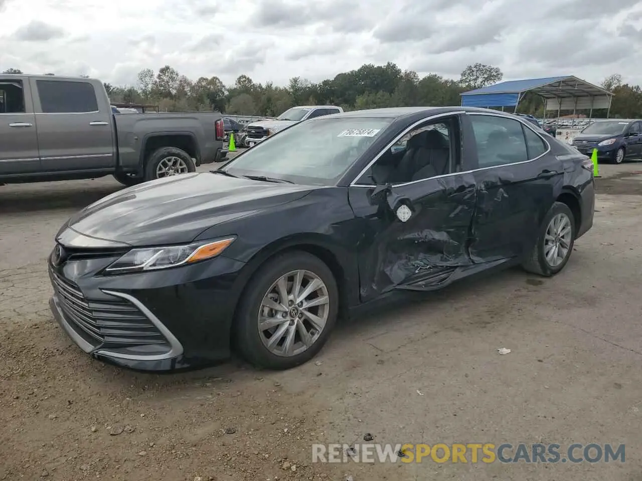 1 Photograph of a damaged car 4T1C11AK8NU691726 TOYOTA CAMRY 2022