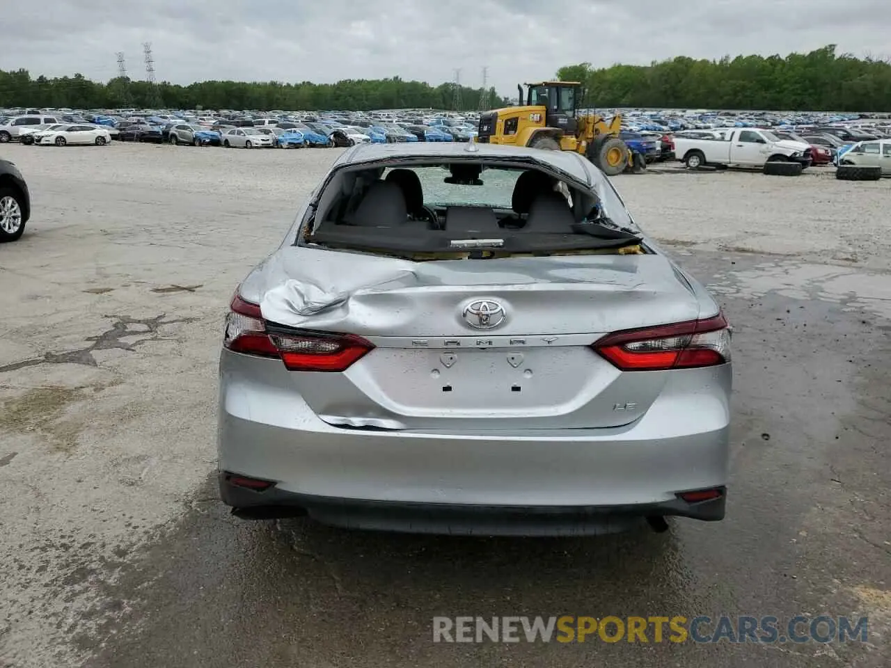 6 Photograph of a damaged car 4T1C11AK8NU700814 TOYOTA CAMRY 2022