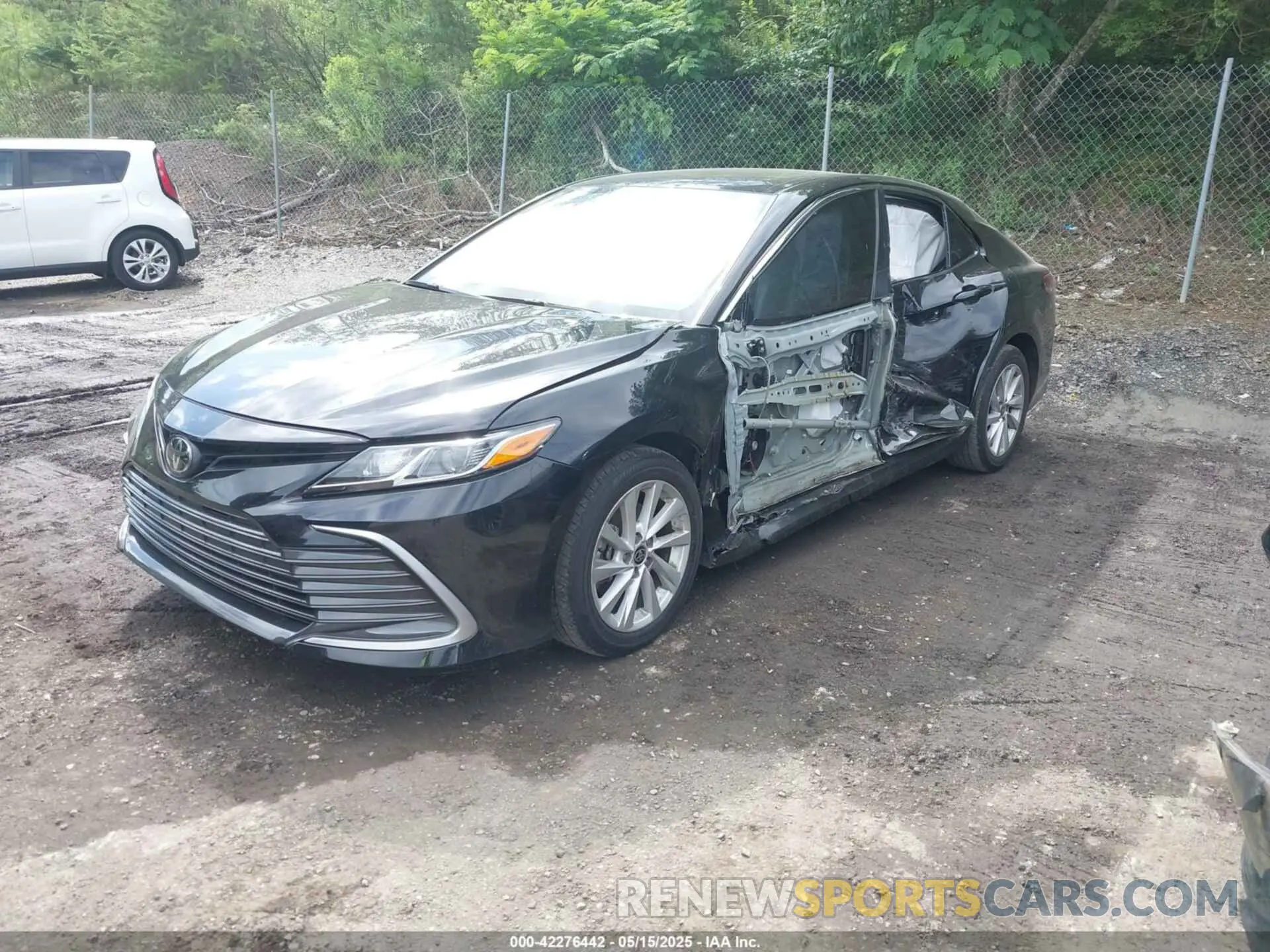 2 Photograph of a damaged car 4T1C11AK8NU716222 TOYOTA CAMRY 2022