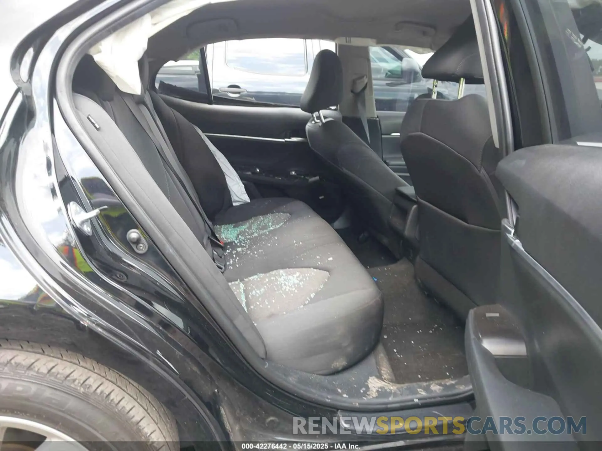8 Photograph of a damaged car 4T1C11AK8NU716222 TOYOTA CAMRY 2022