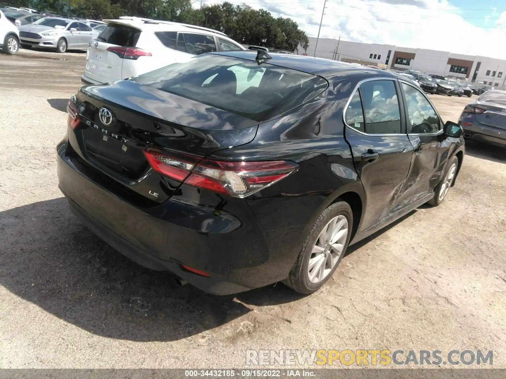 4 Photograph of a damaged car 4T1C11AK9NU008559 TOYOTA CAMRY 2022