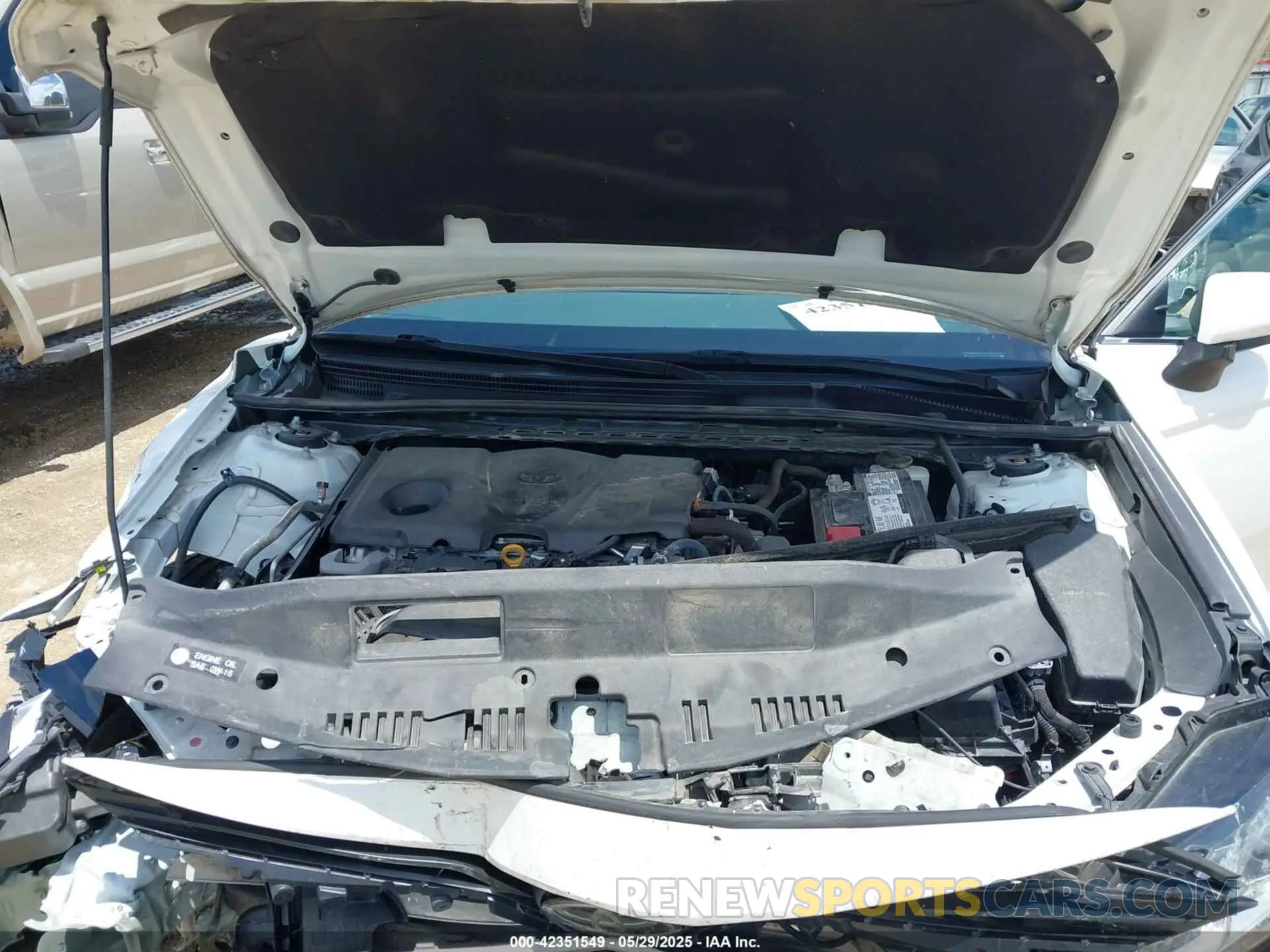 10 Photograph of a damaged car 4T1C11AK9NU017360 TOYOTA CAMRY 2022