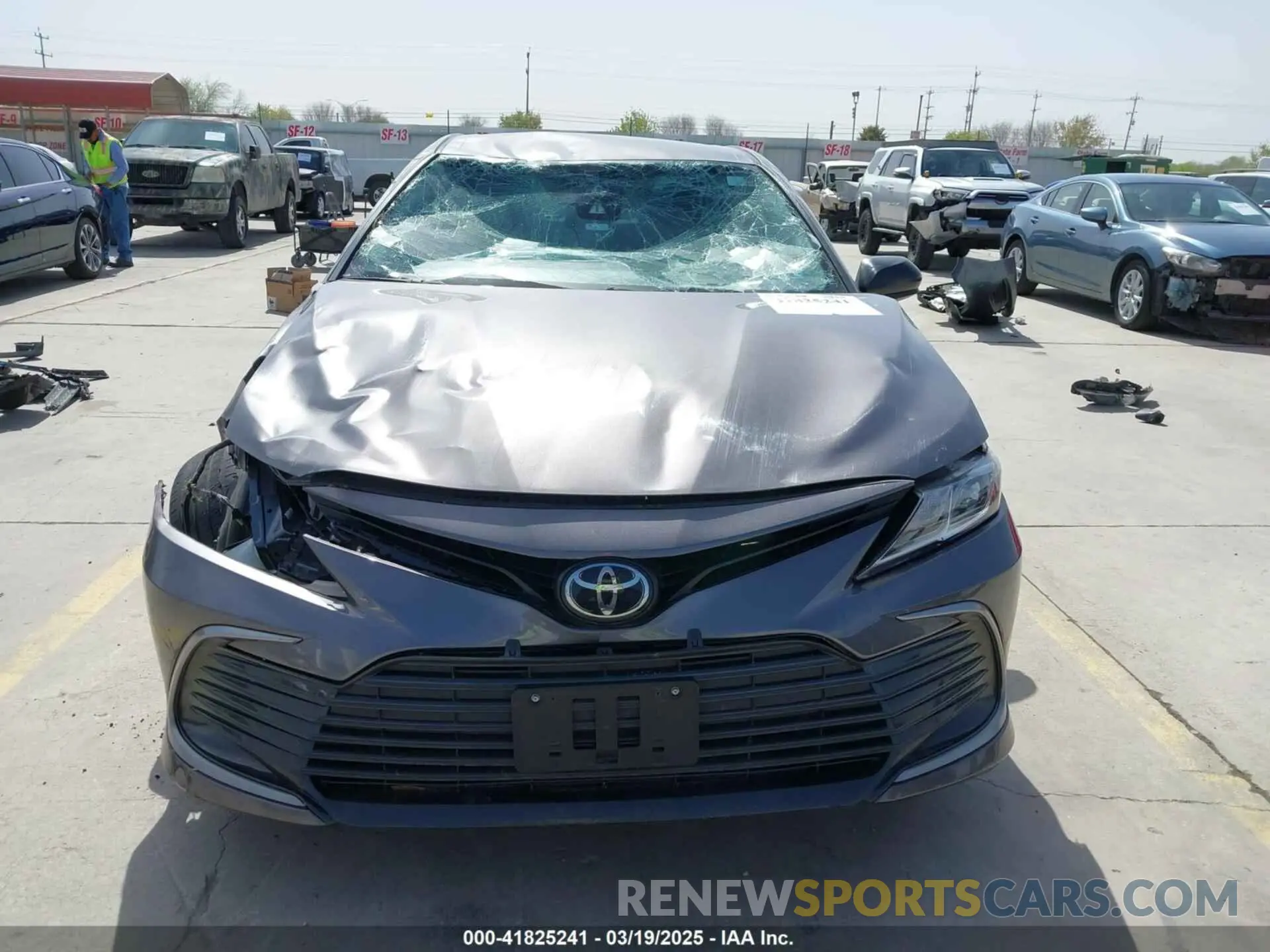 12 Photograph of a damaged car 4T1C11AK9NU046857 TOYOTA CAMRY 2022