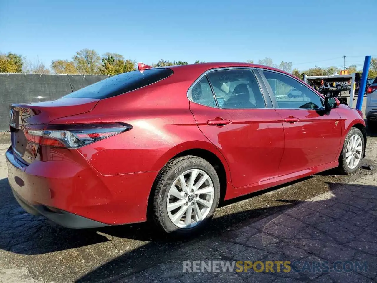 3 Photograph of a damaged car 4T1C11AK9NU071757 TOYOTA CAMRY 2022